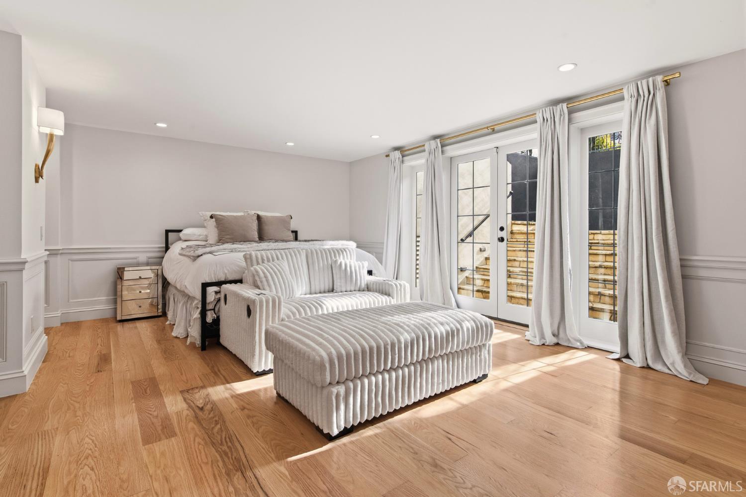 Detail Gallery Image 67 of 84 For 2500 Divisadero St, San Francisco,  CA 94115 - 8 Beds | 5/3 Baths