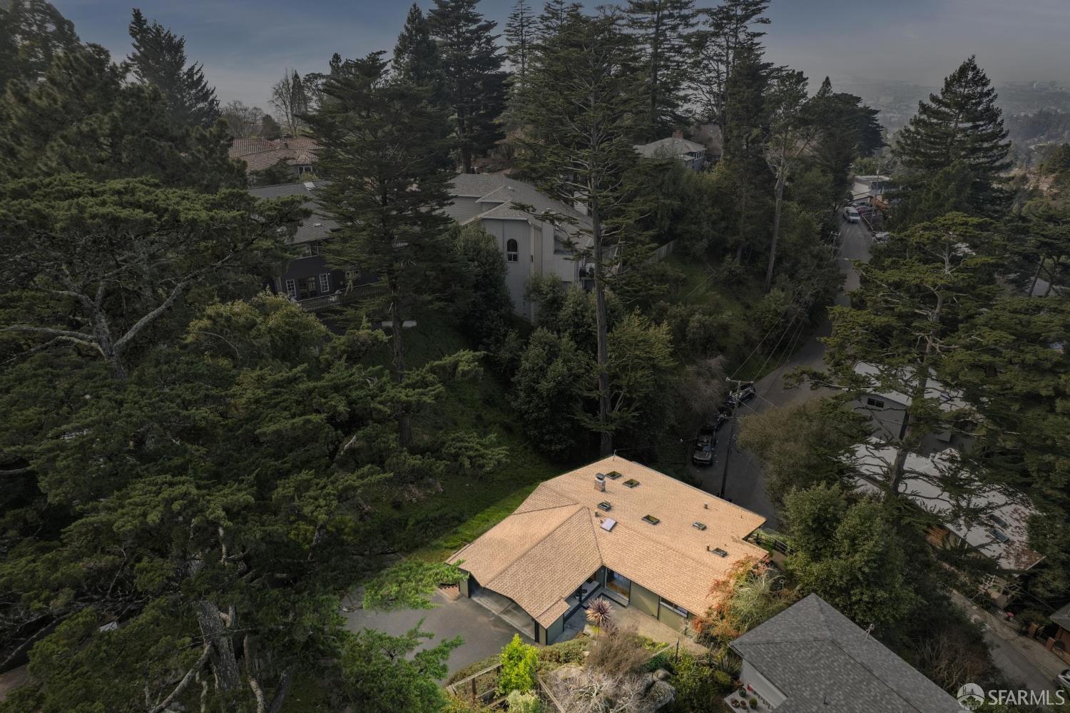 Detail Gallery Image 66 of 69 For 6340 Melville Dr, Oakland,  CA 94611 - 3 Beds | 2 Baths