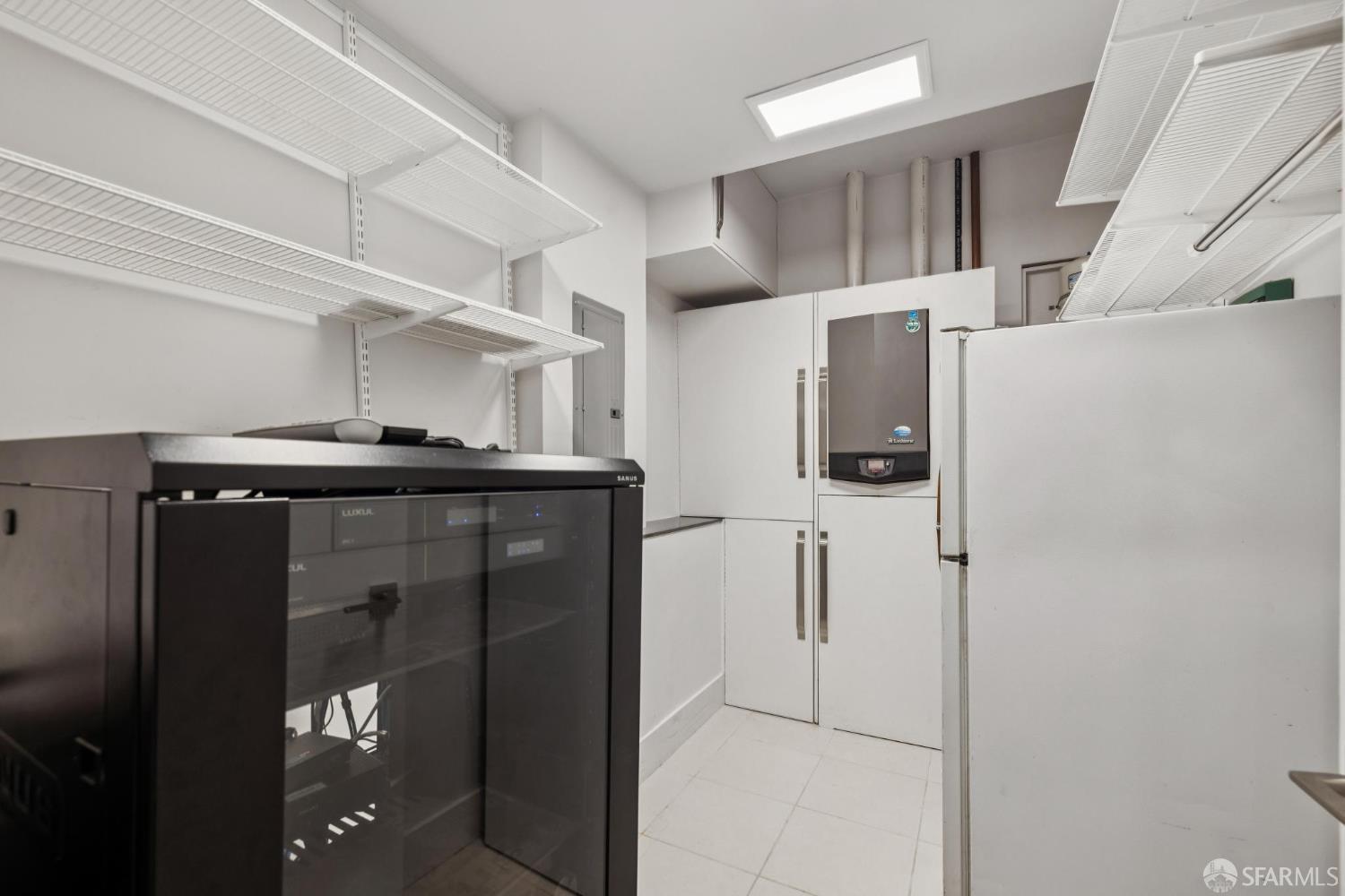 Detail Gallery Image 20 of 58 For 1533 Pacific Ave, San Francisco,  CA 94109 - 3 Beds | 3/2 Baths