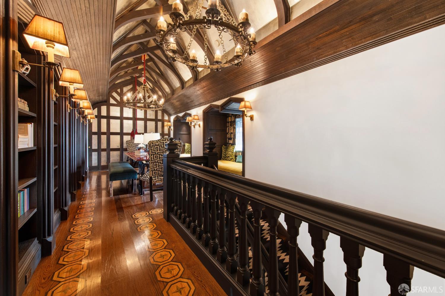 Detail Gallery Image 54 of 84 For 2500 Divisadero St, San Francisco,  CA 94115 - 8 Beds | 5/3 Baths