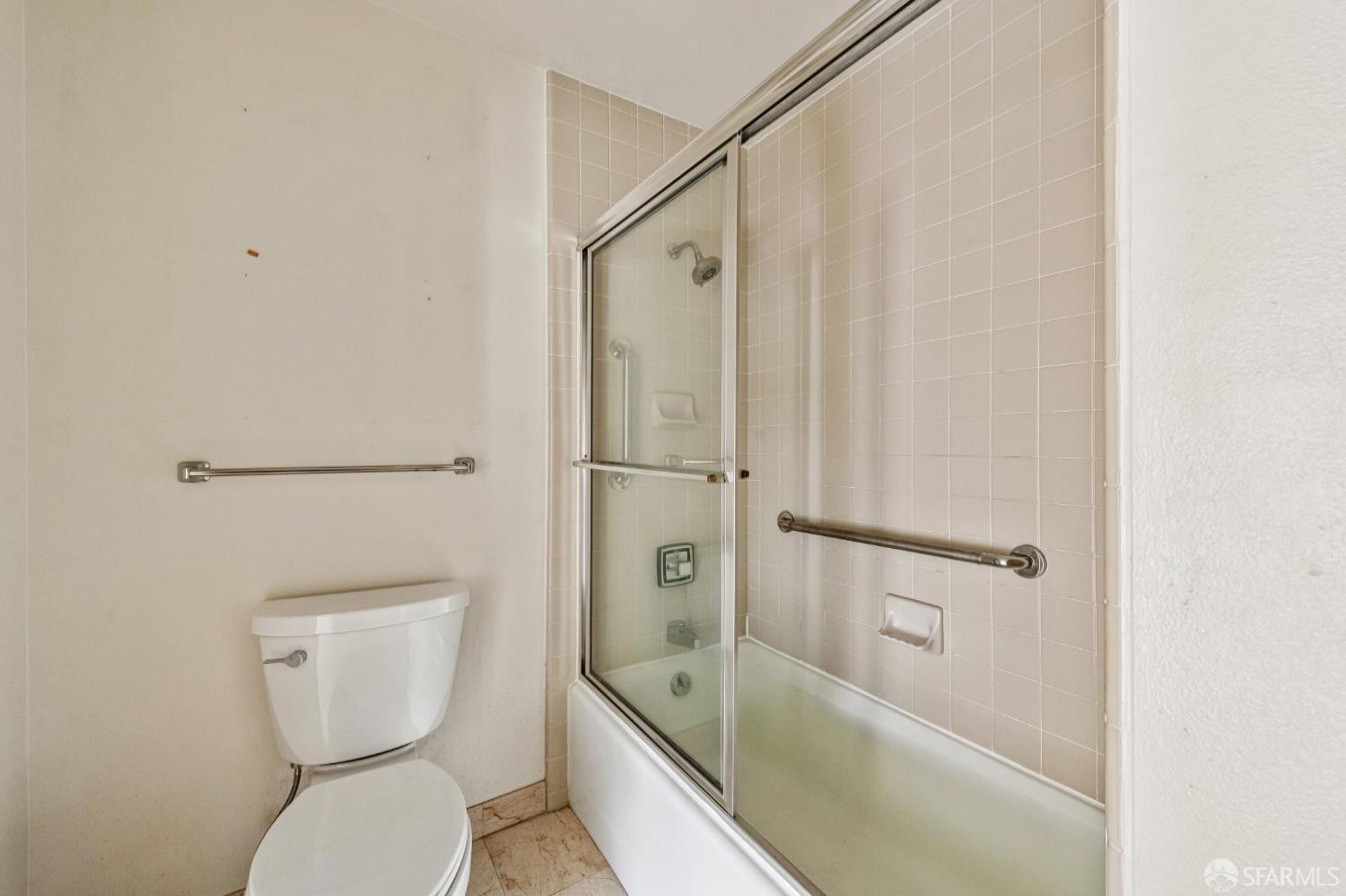 Detail Gallery Image 23 of 52 For 101 Lombard St 401e,  San Francisco,  CA 94111 - 2 Beds | 2 Baths