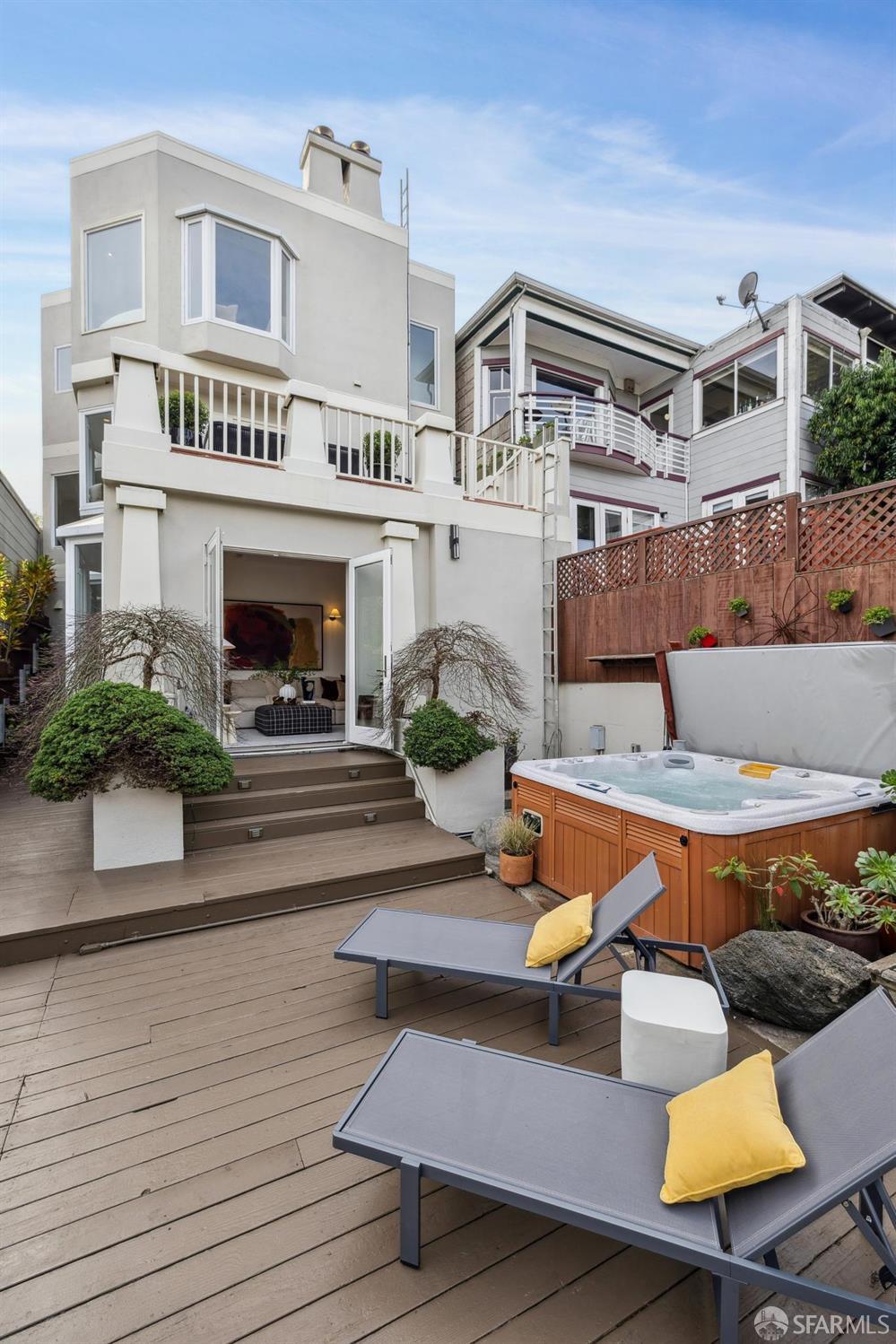 Detail Gallery Image 39 of 86 For 636 28th St, San Francisco,  CA 94131 - 4 Beds | 3/1 Baths