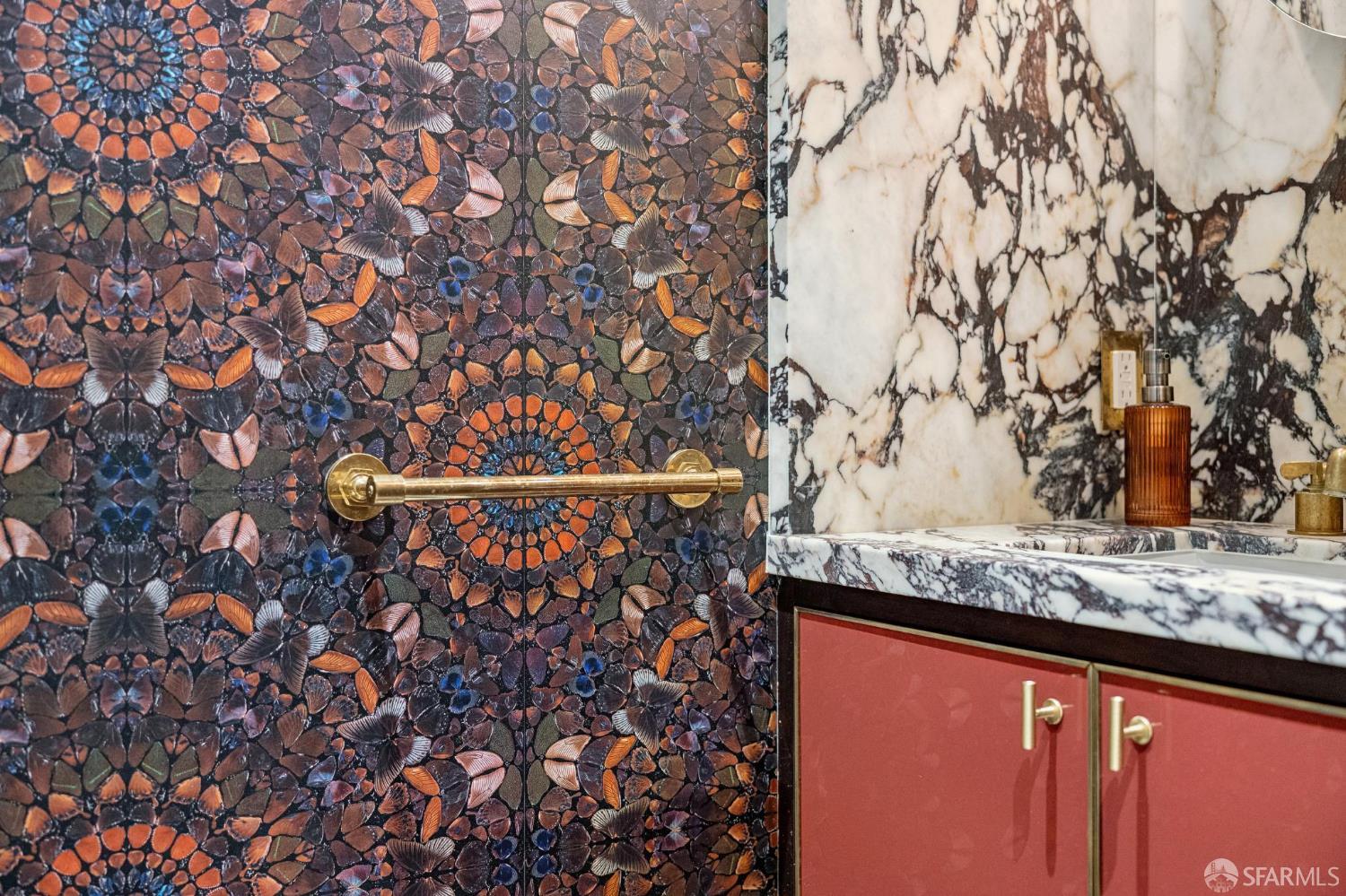 Detail Gallery Image 27 of 71 For 245 Pixley St, San Francisco,  CA 94123 - 3 Beds | 2/1 Baths