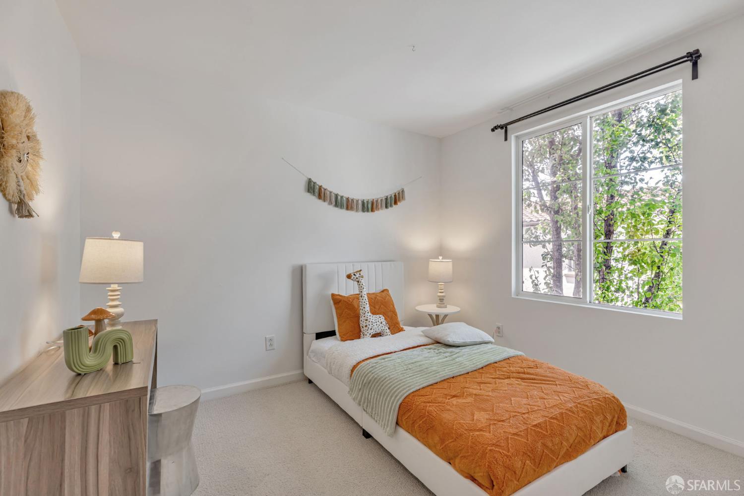 Detail Gallery Image 16 of 33 For 2308 Cedarwood Loop, San Ramon,  CA 94582 - 4 Beds | 2/1 Baths