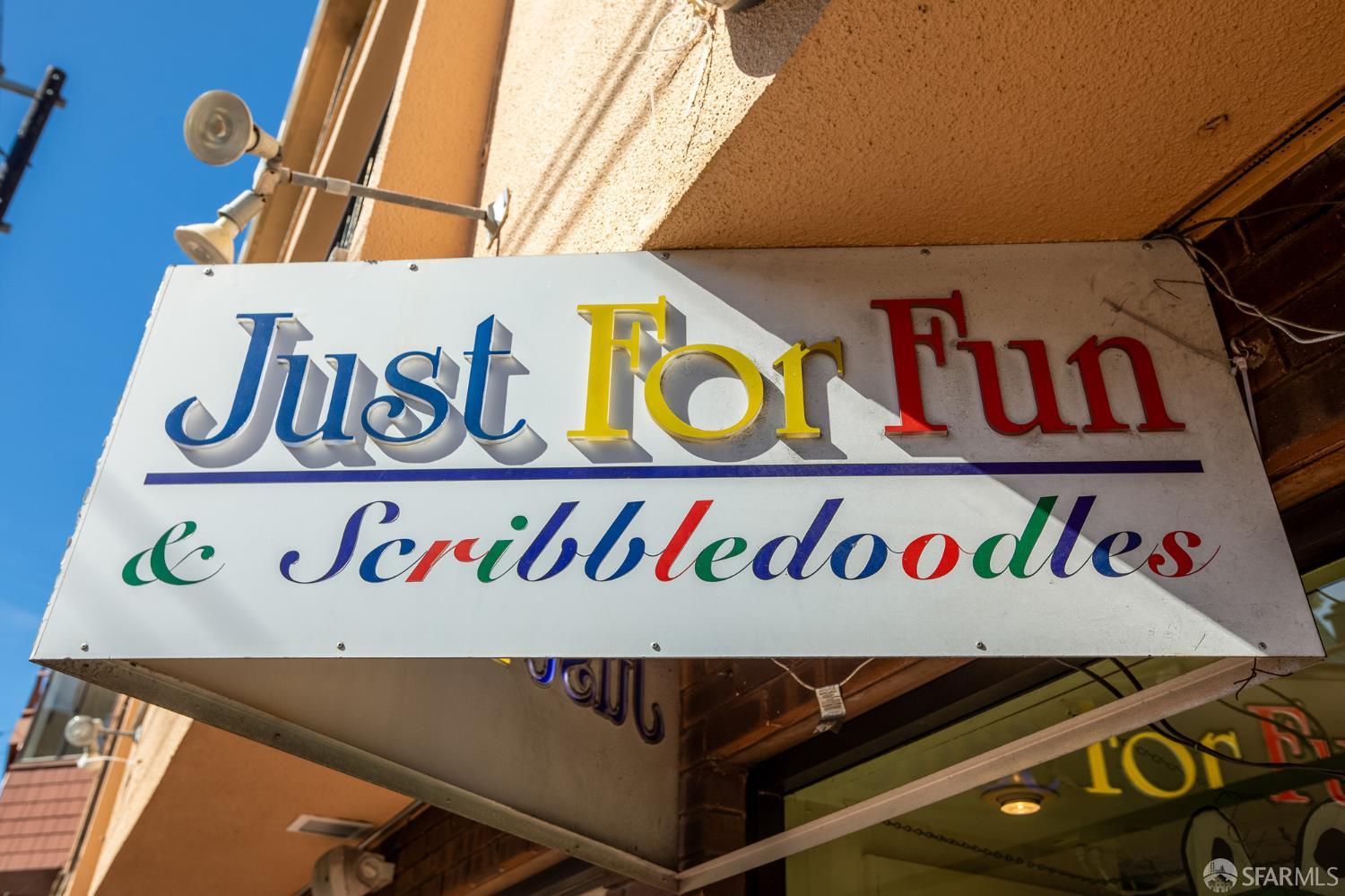 Detail Gallery Image 77 of 86 For 636 28th St, San Francisco,  CA 94131 - 4 Beds | 3/1 Baths