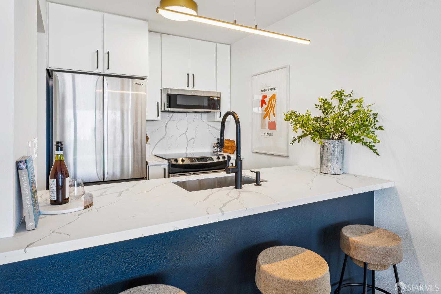 Detail Gallery Image 11 of 49 For 5330 Diamond Heights Blvd #J301,  San Francisco,  CA 94131 - 1 Beds | 1 Baths