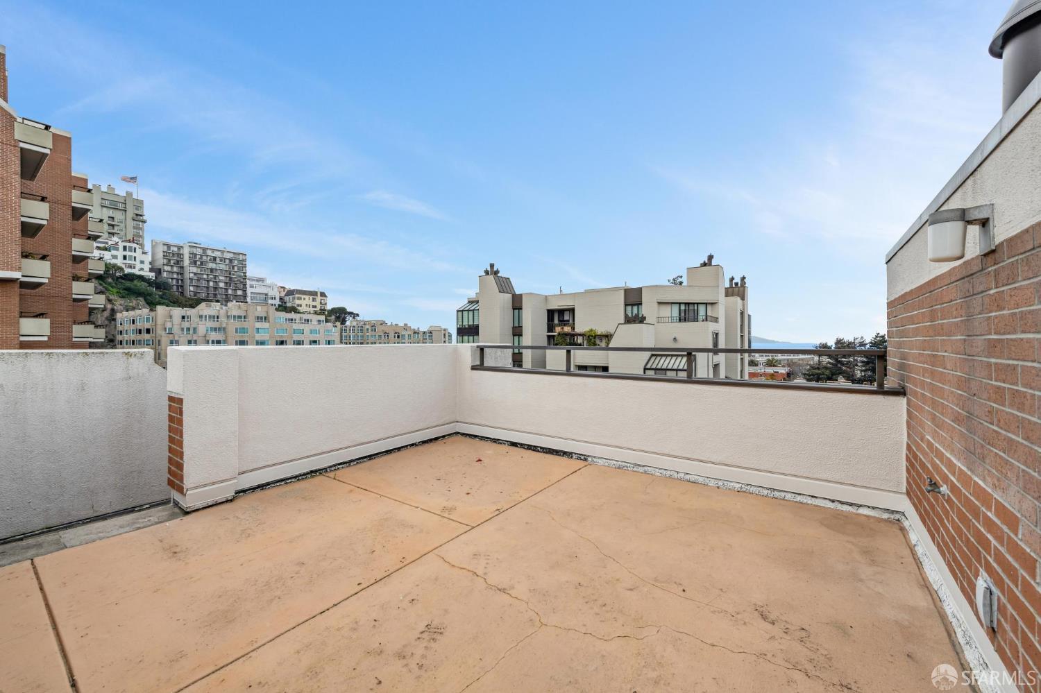 Detail Gallery Image 33 of 52 For 101 Lombard St 401e,  San Francisco,  CA 94111 - 2 Beds | 2 Baths