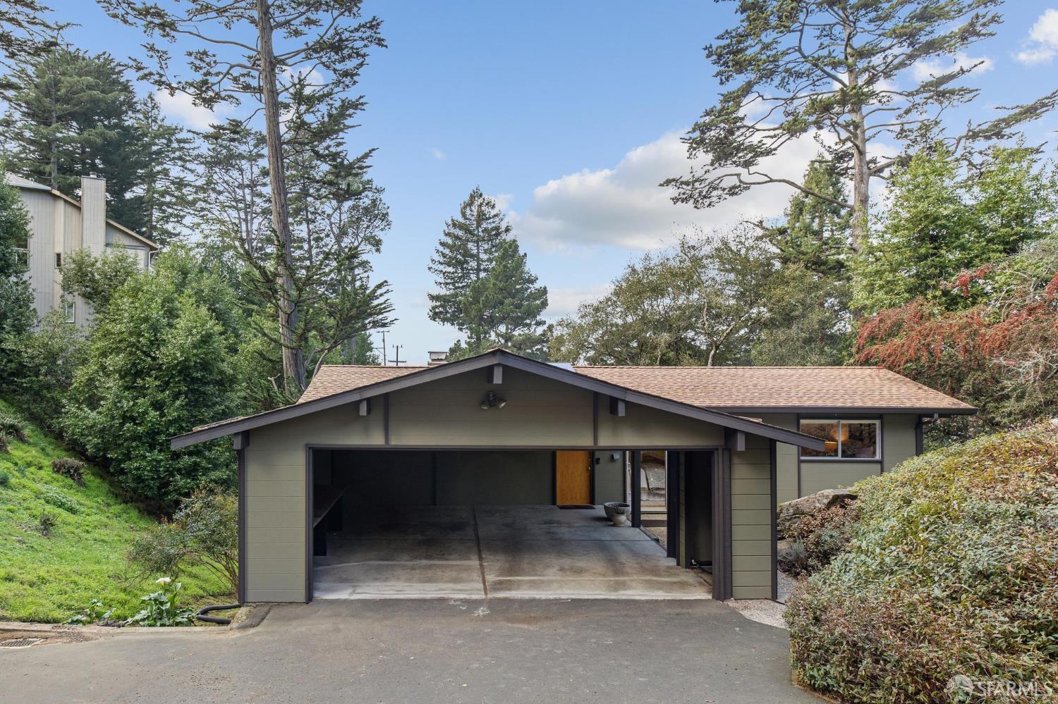 Detail Gallery Image 59 of 69 For 6340 Melville Dr, Oakland,  CA 94611 - 3 Beds | 2 Baths