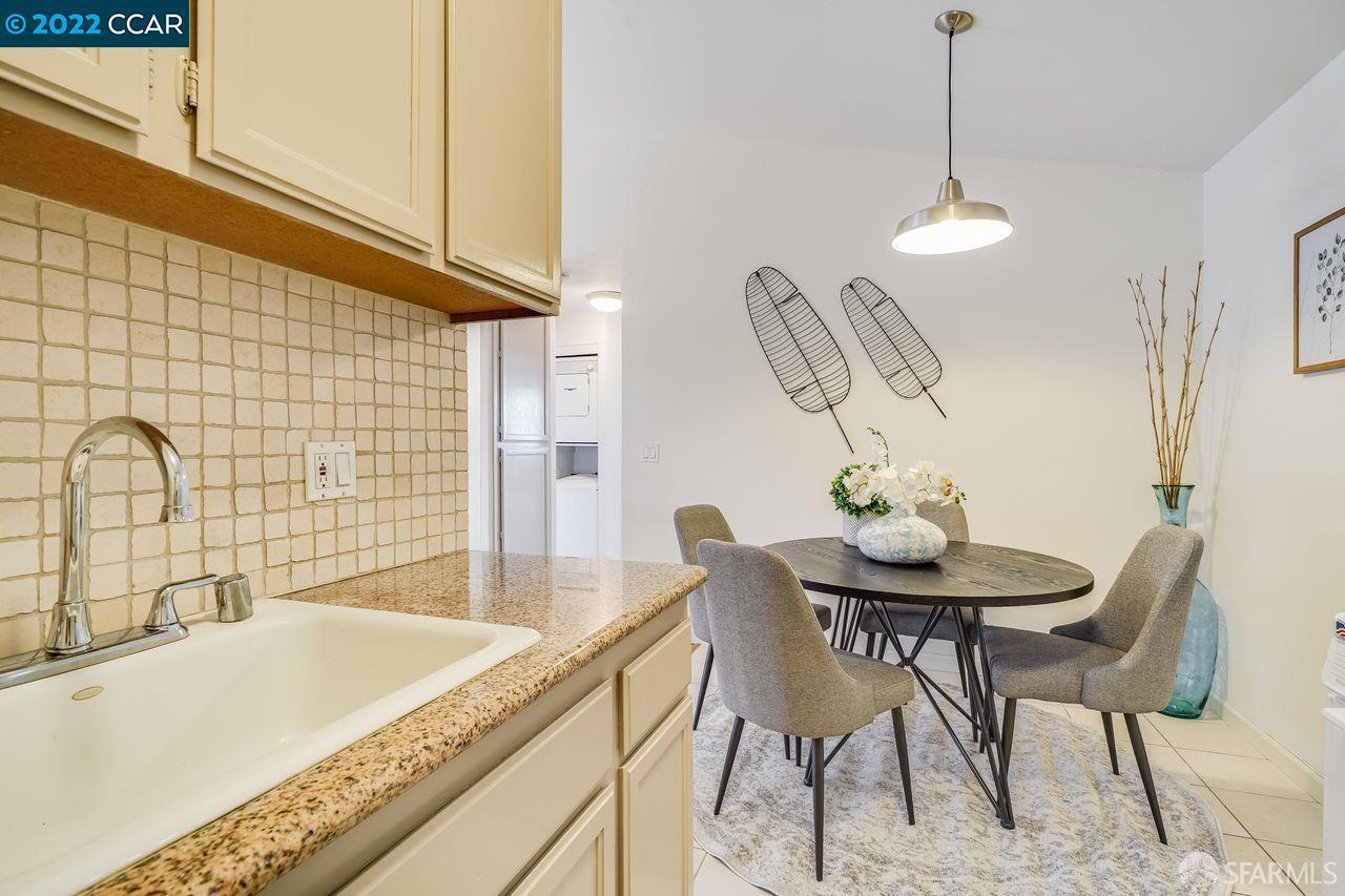 Detail Gallery Image 13 of 42 For 15065 Hesperian Blvd #22,  San Leandro,  CA 94578 - 2 Beds | 1 Baths