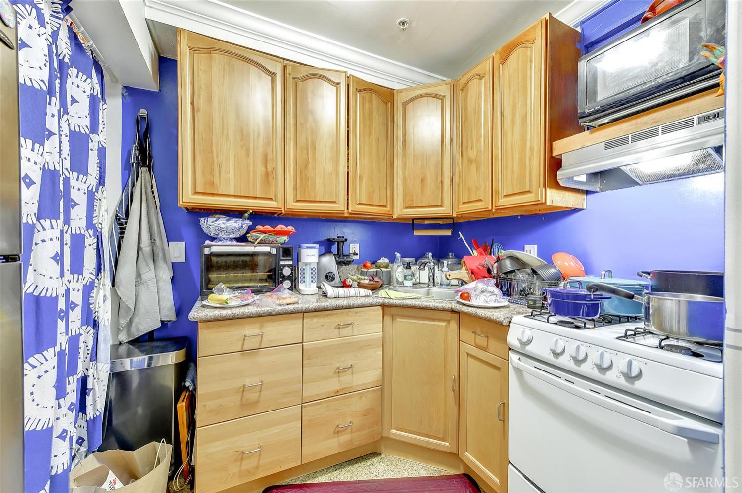 Detail Gallery Image 23 of 41 For 456 11th Ave #456,  San Francisco,  CA 94118 - 4 Beds | 3 Baths