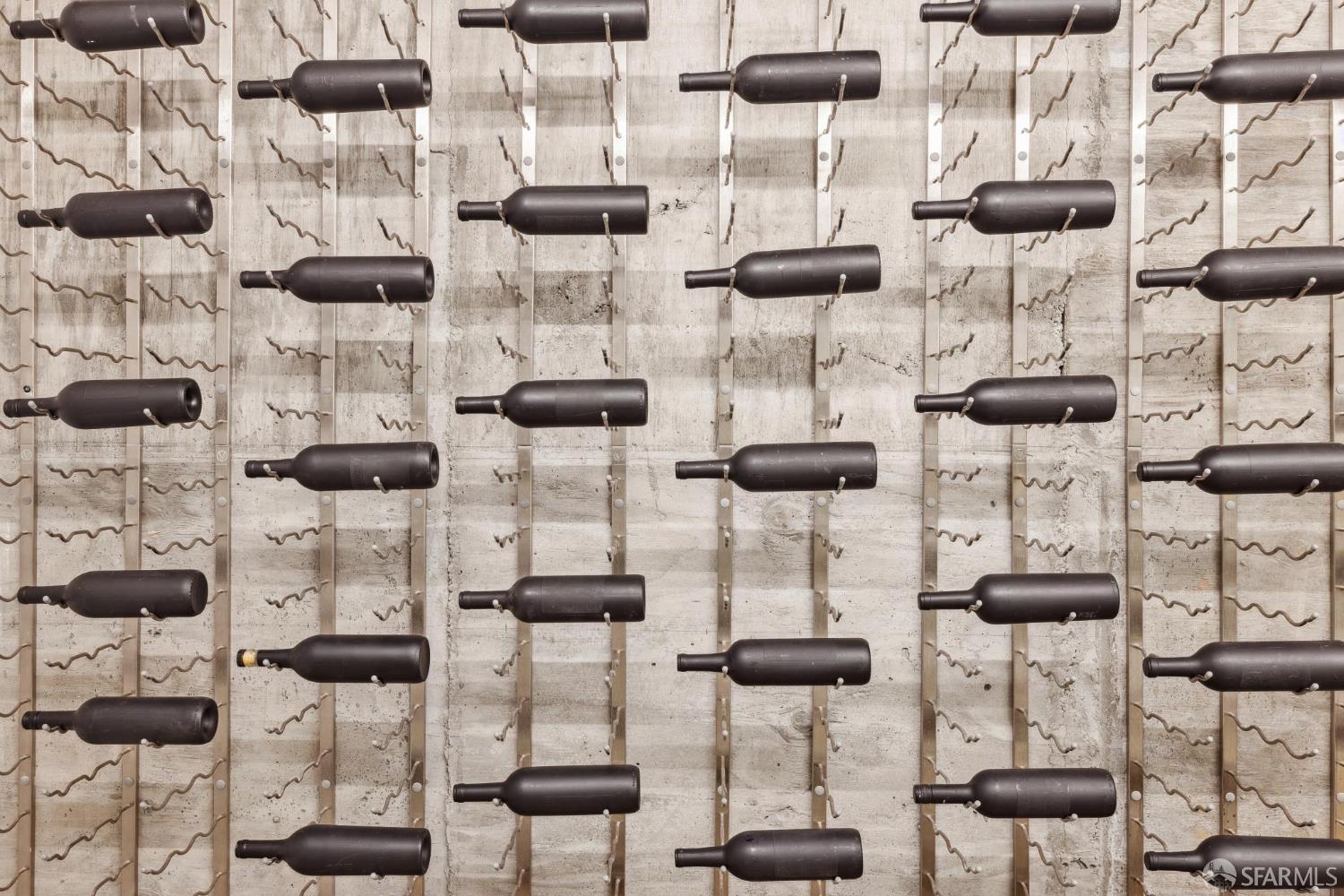 Detail Gallery Image 12 of 58 For 1533 Pacific Ave, San Francisco,  CA 94109 - 3 Beds | 3/2 Baths