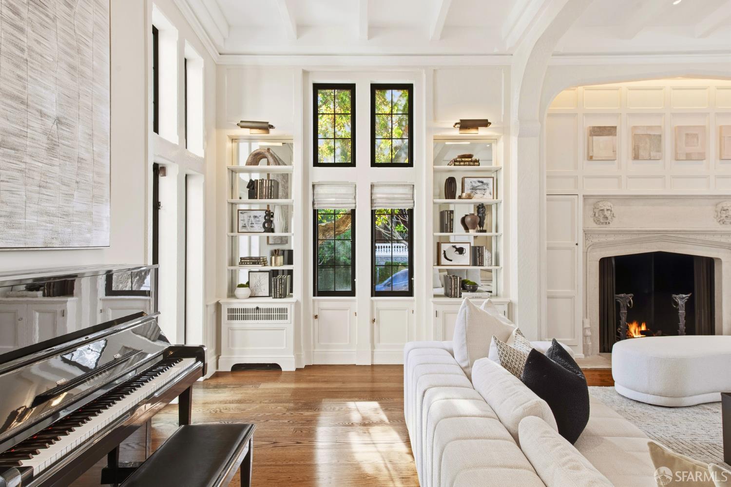 Detail Gallery Image 14 of 84 For 2500 Divisadero St, San Francisco,  CA 94115 - 8 Beds | 5/3 Baths