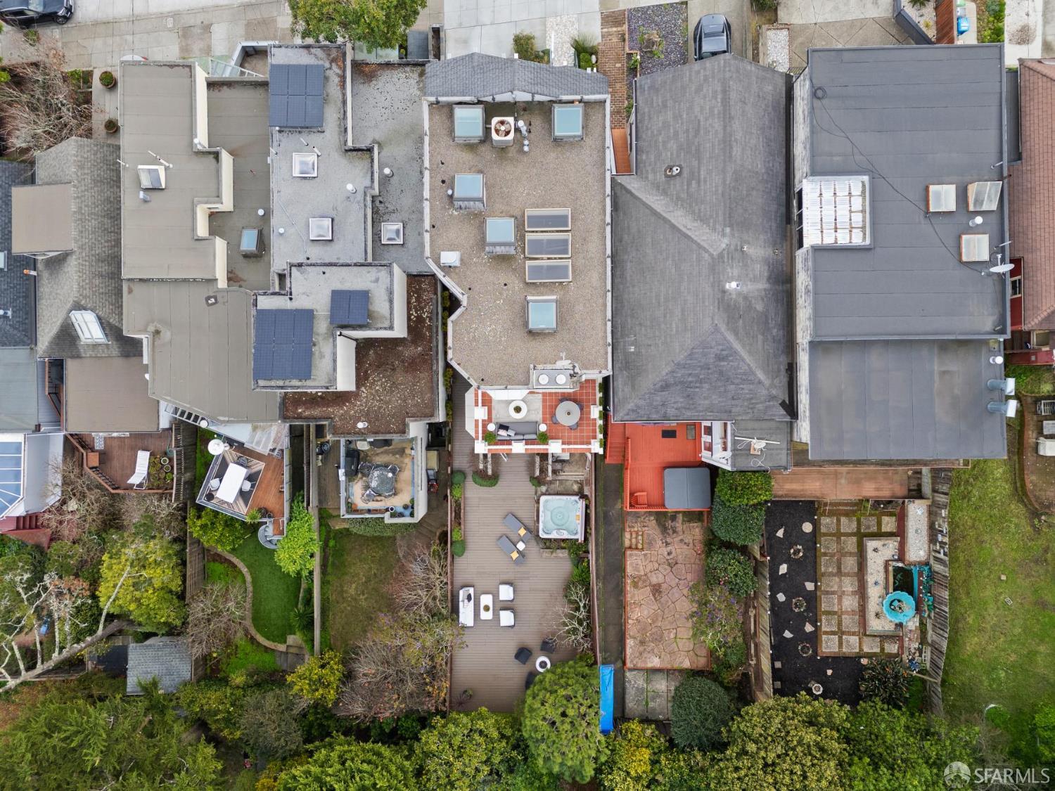 Detail Gallery Image 74 of 86 For 636 28th St, San Francisco,  CA 94131 - 4 Beds | 3/1 Baths