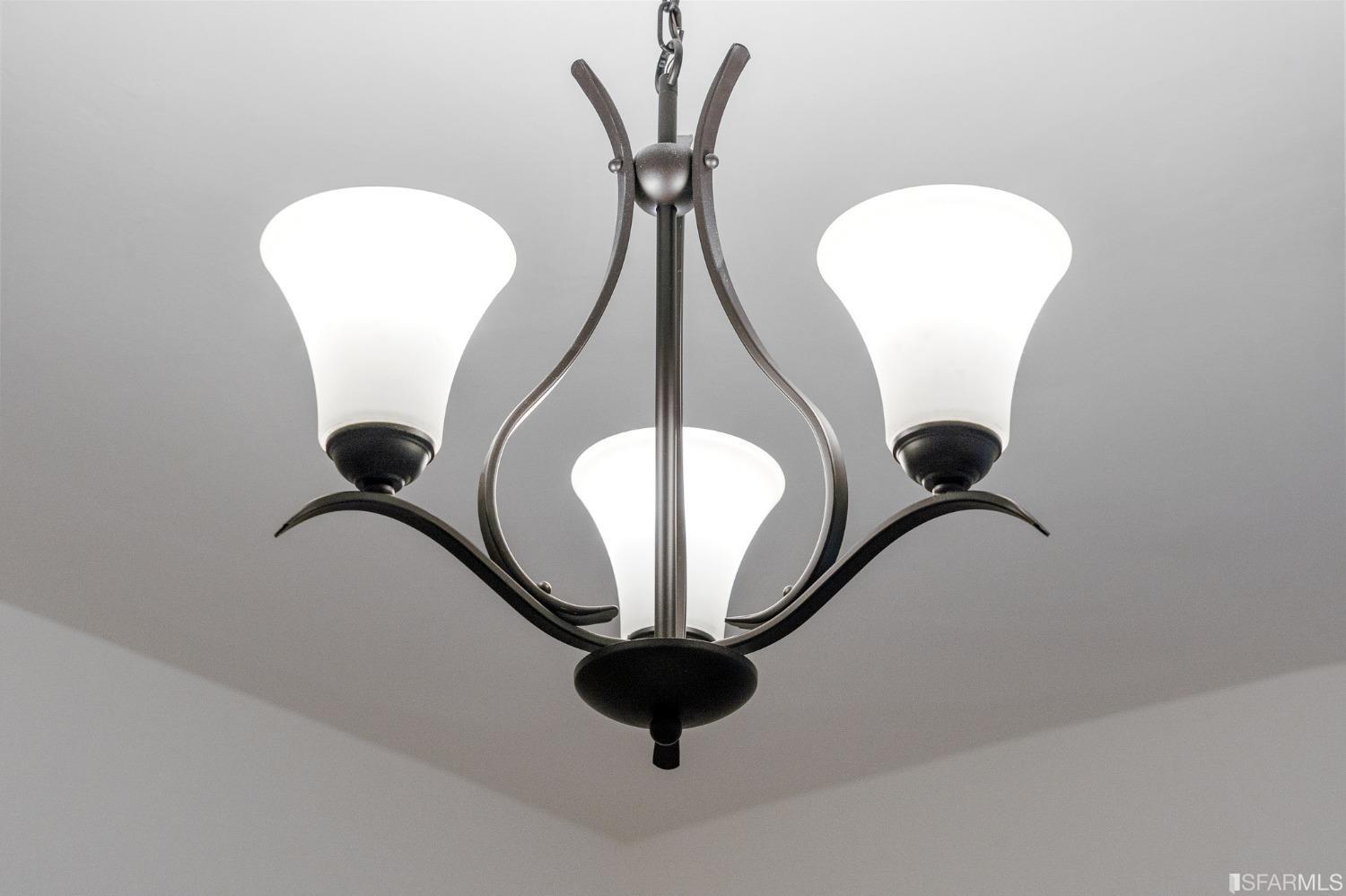 Detail Gallery Image 36 of 39 For 3390 16th St, San Francisco,  CA 94114 - 3 Beds | 2 Baths