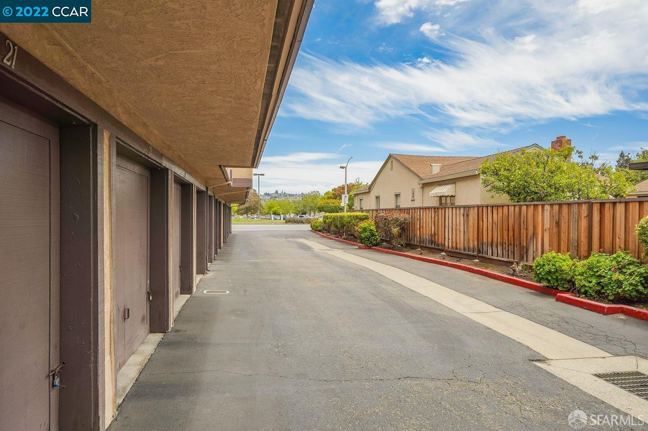 Detail Gallery Image 34 of 42 For 15065 Hesperian Blvd #22,  San Leandro,  CA 94578 - 2 Beds | 1 Baths