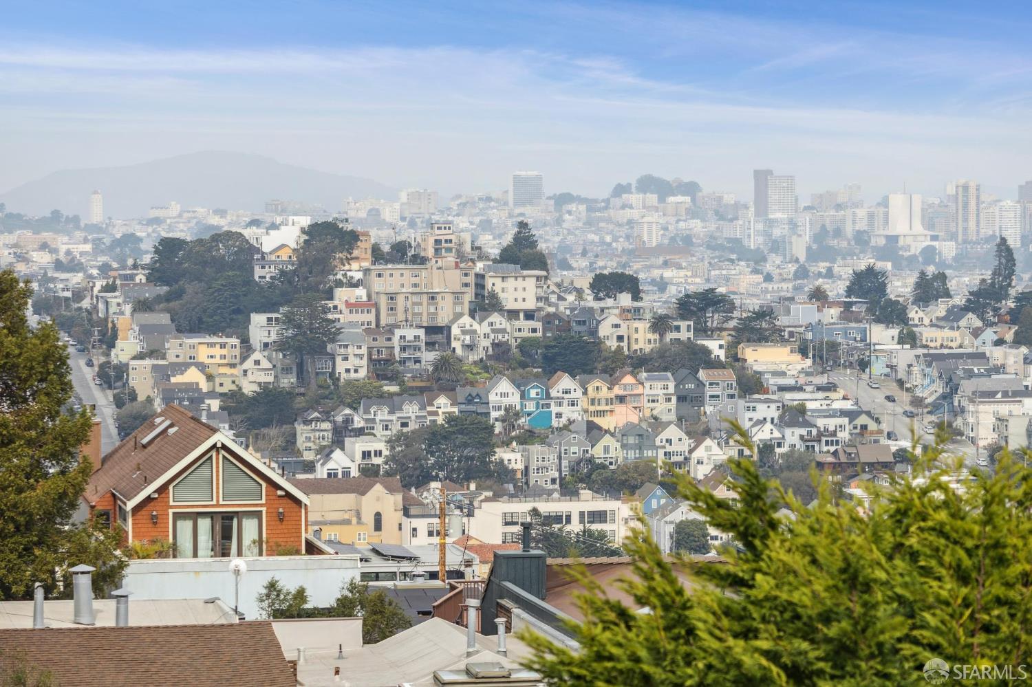 Detail Gallery Image 51 of 86 For 636 28th St, San Francisco,  CA 94131 - 4 Beds | 3/1 Baths