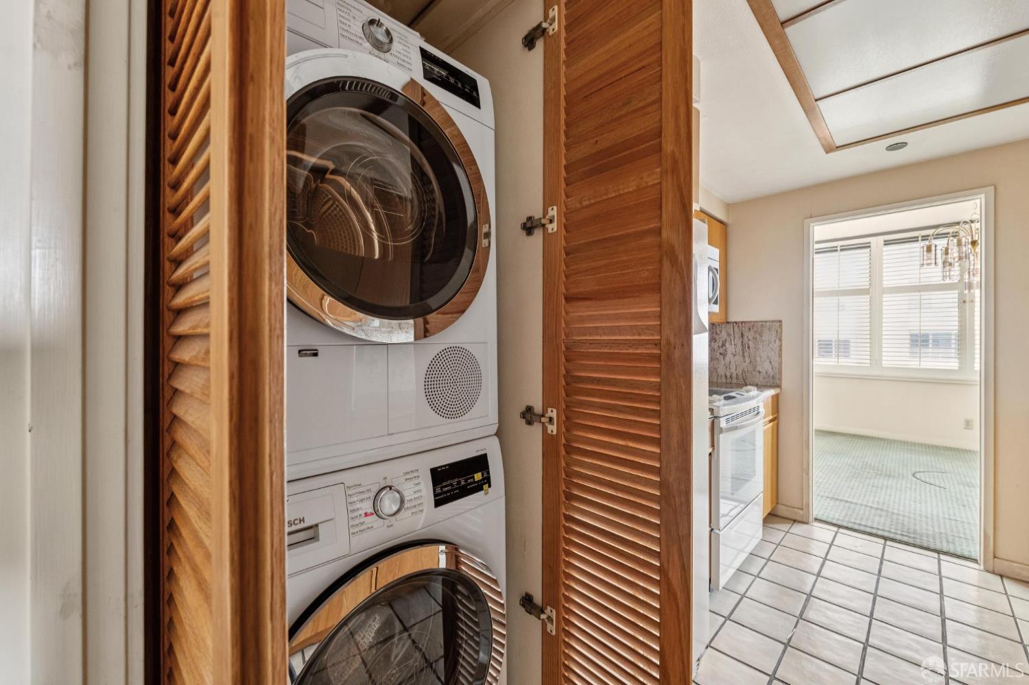 Detail Gallery Image 18 of 52 For 101 Lombard St 401e,  San Francisco,  CA 94111 - 2 Beds | 2 Baths