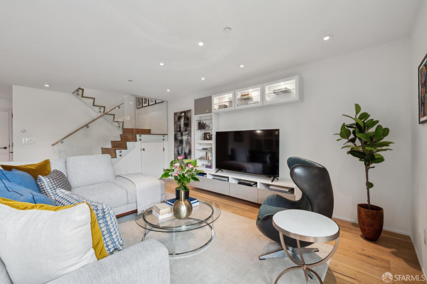 Detail Gallery Image 82 of 93 For 160 Bernard St, San Francisco,  CA 94109 - – Beds | – Baths