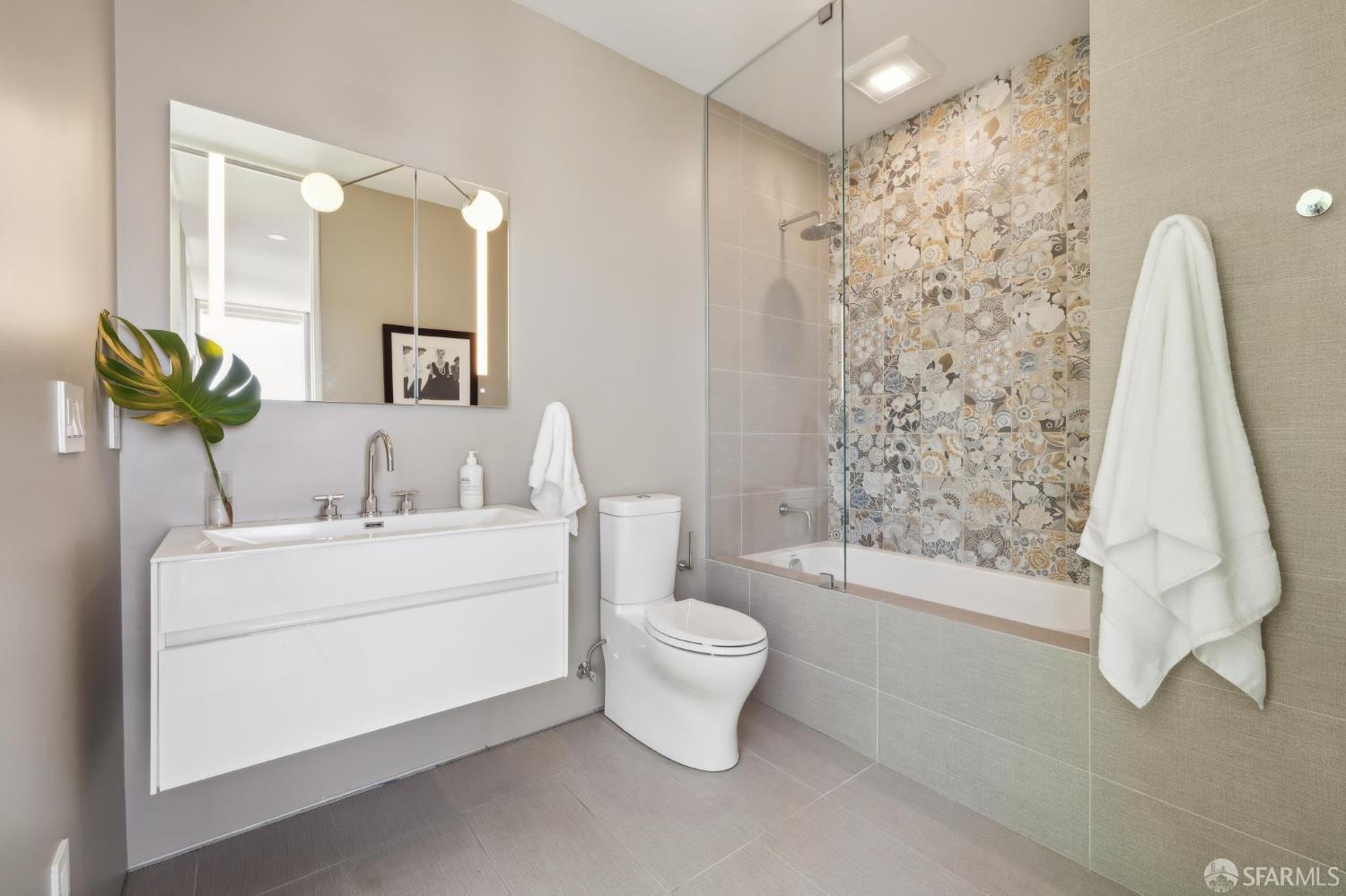 Detail Gallery Image 29 of 93 For 160 Bernard St, San Francisco,  CA 94109 - – Beds | – Baths