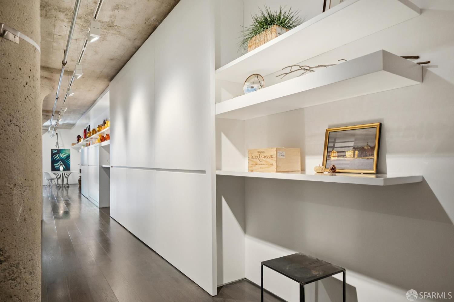 Photo #4: 426099317 Listing: Photo #4