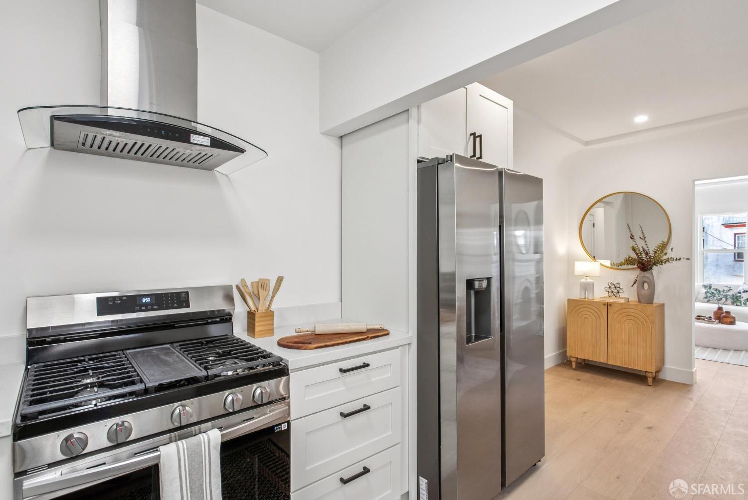 Detail Gallery Image 10 of 34 For 1171 Capitol Ave, San Francisco,  CA 94112 - 3 Beds | 2/1 Baths