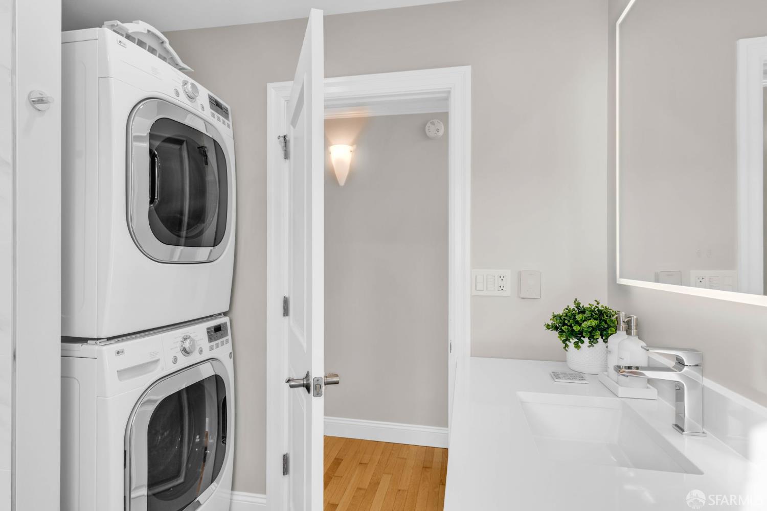 Detail Gallery Image 42 of 70 For 311 Lakeshore Dr, San Francisco,  CA 94132 - 3 Beds | 3 Baths