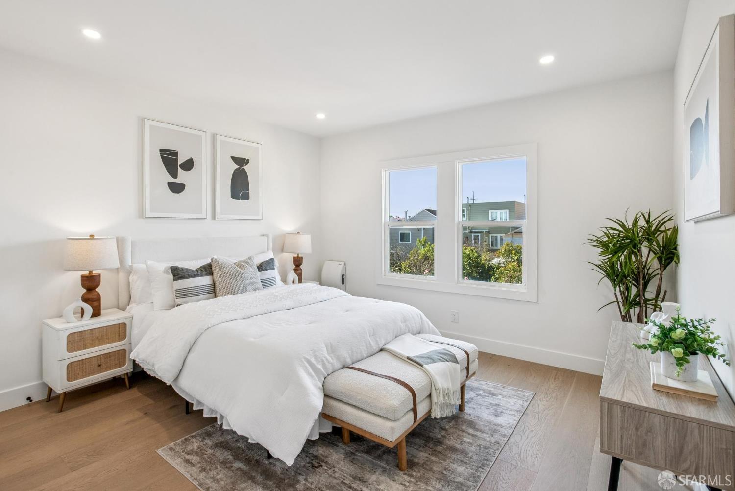 Detail Gallery Image 11 of 34 For 1171 Capitol Ave, San Francisco,  CA 94112 - 3 Beds | 2/1 Baths