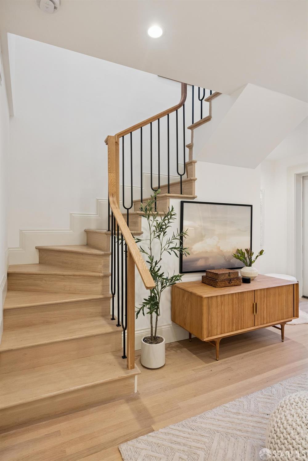 Detail Gallery Image 27 of 89 For 133 Vicksburg St, San Francisco,  CA 94114 - 3 Beds | 2 Baths