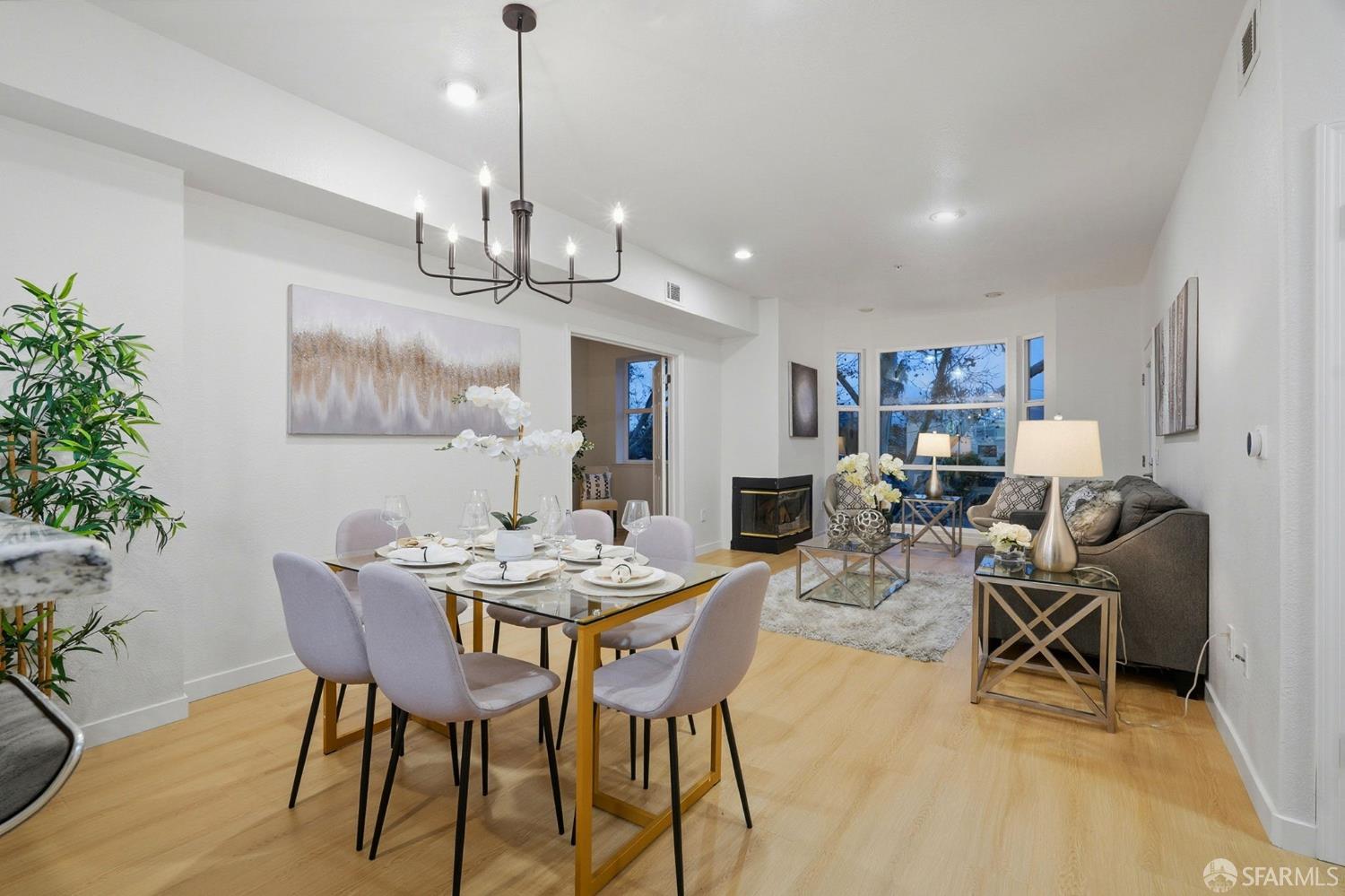 Detail Gallery Image 9 of 29 For 415 N 2nd St #344,  San Jose,  CA 95112 - 3 Beds | 3 Baths