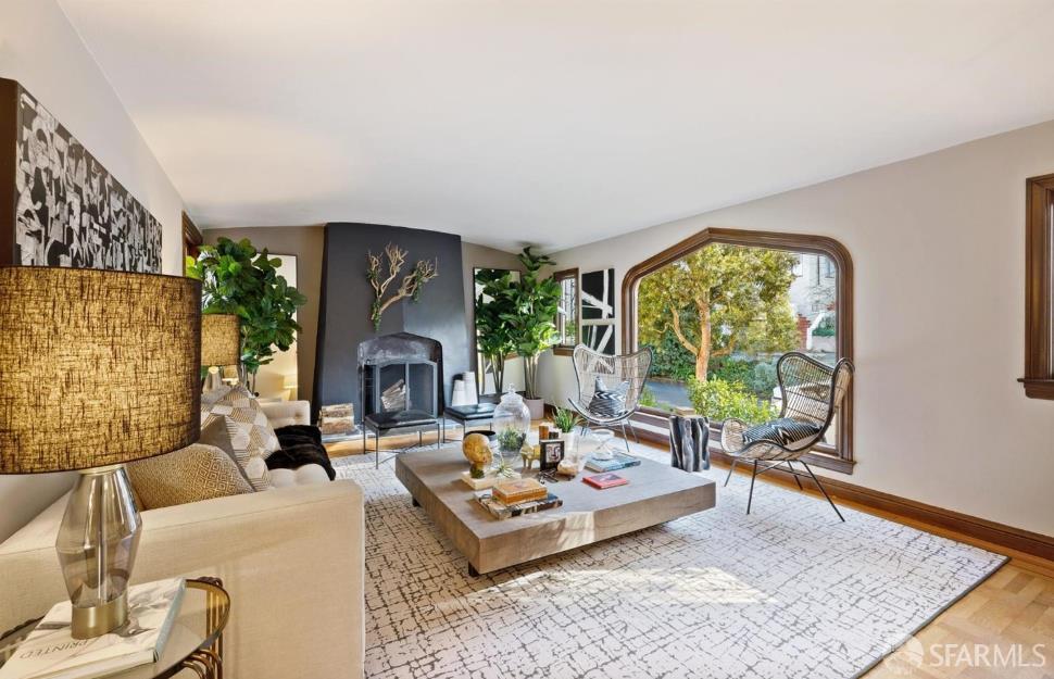 Detail Gallery Image 7 of 38 For 220 Vasquez Ave, San Francisco,  CA 94127 - 4 Beds | 3/1 Baths