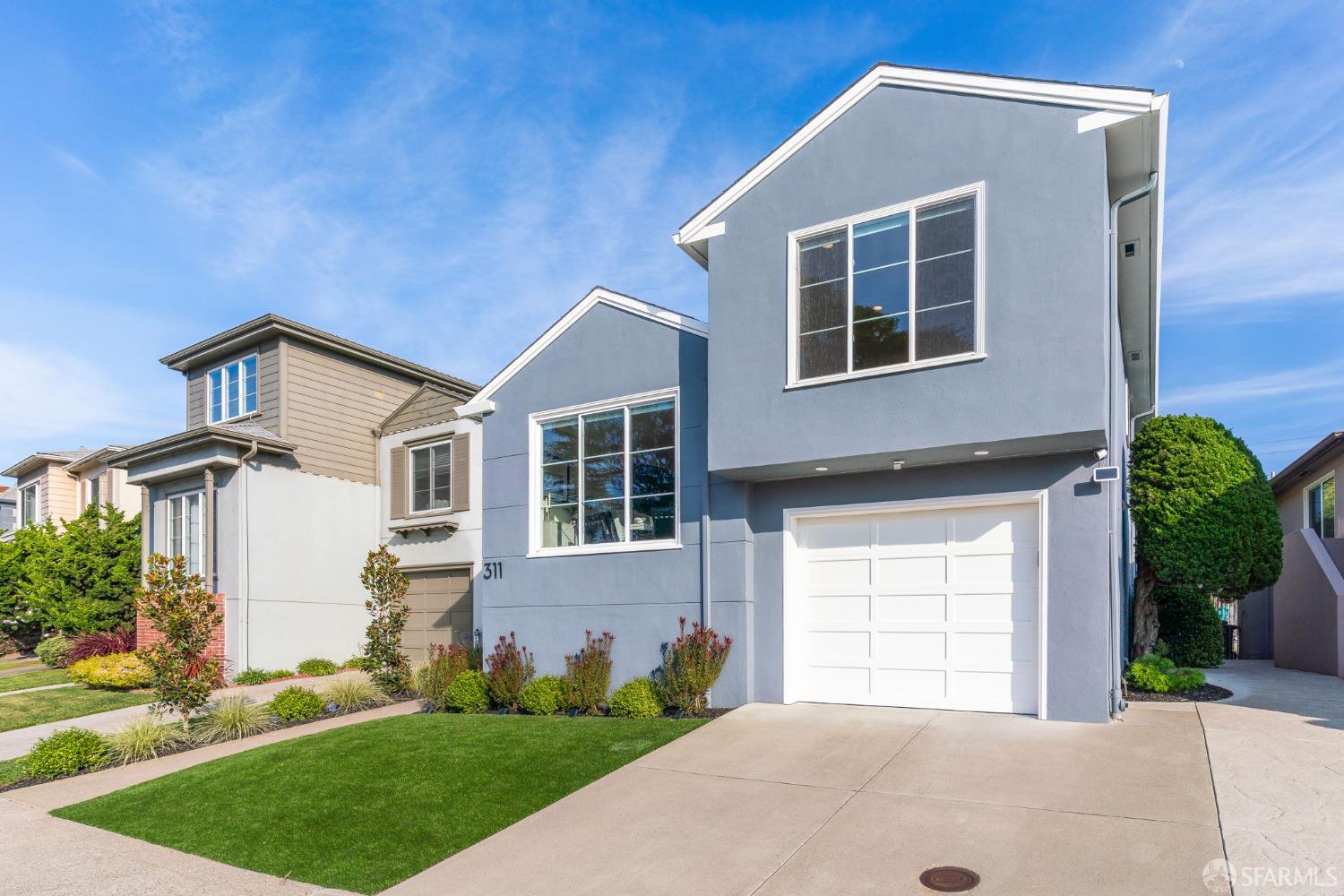 Detail Gallery Image 5 of 70 For 311 Lakeshore Dr, San Francisco,  CA 94132 - 3 Beds | 3 Baths