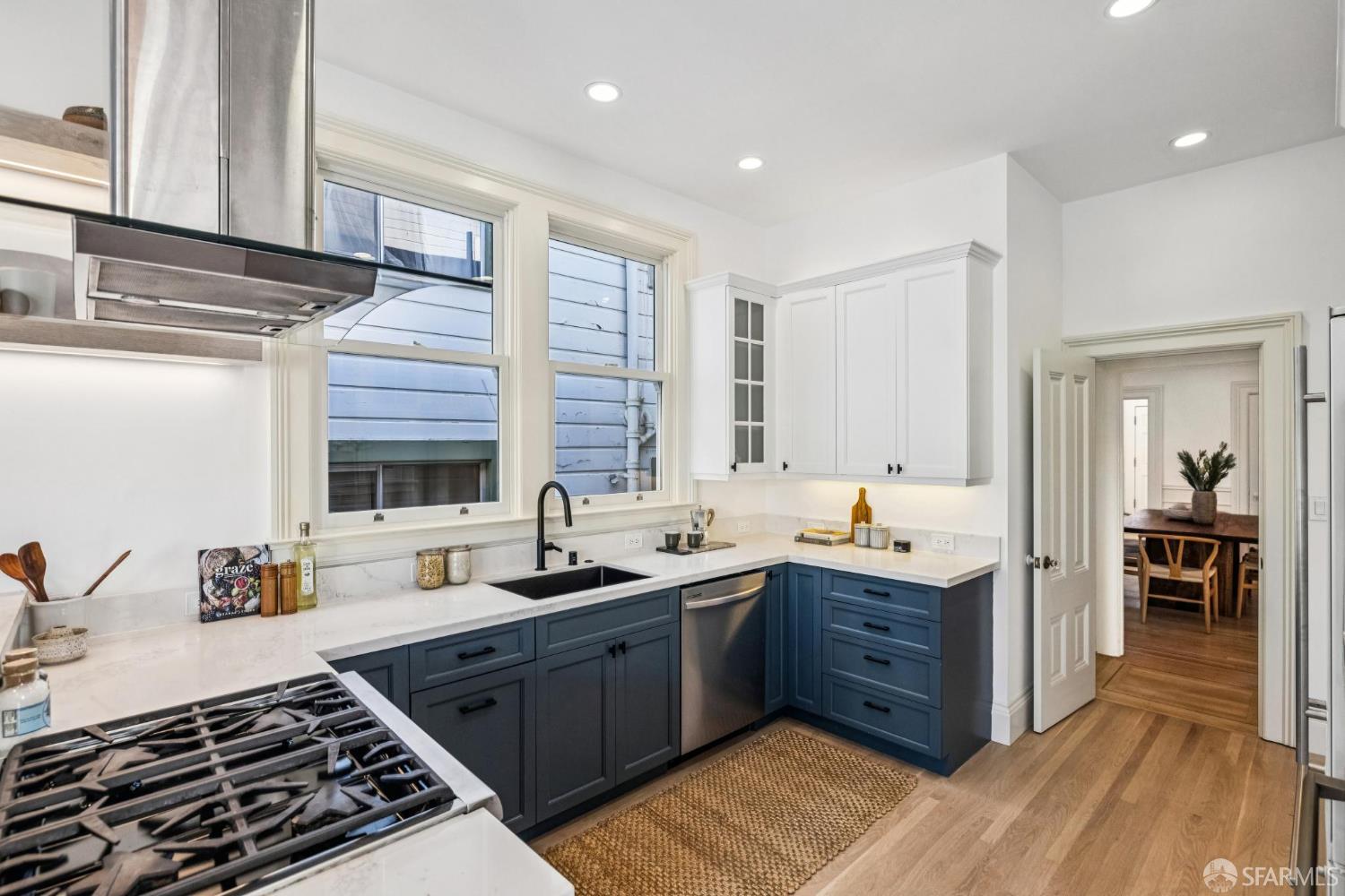 Detail Gallery Image 9 of 89 For 133 Vicksburg St, San Francisco,  CA 94114 - 3 Beds | 2 Baths