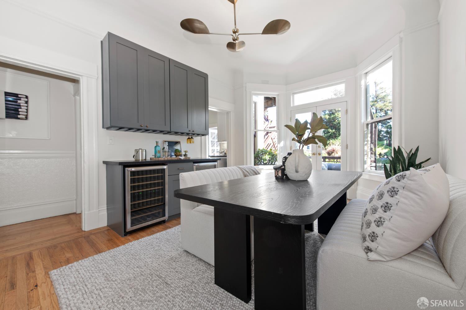 Detail Gallery Image 12 of 46 For 220 Scott St, San Francisco,  CA 94117 - 3 Beds | 1 Baths