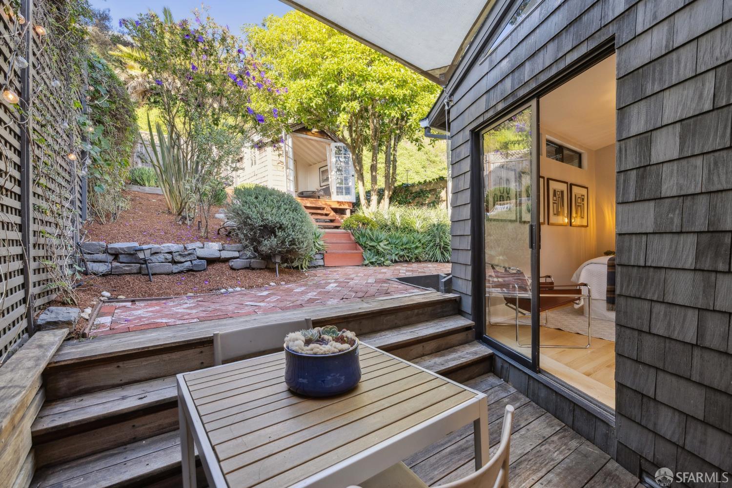 Detail Gallery Image 14 of 45 For 466 Joost Ave, San Francisco,  CA 94127 - 2 Beds | 1 Baths