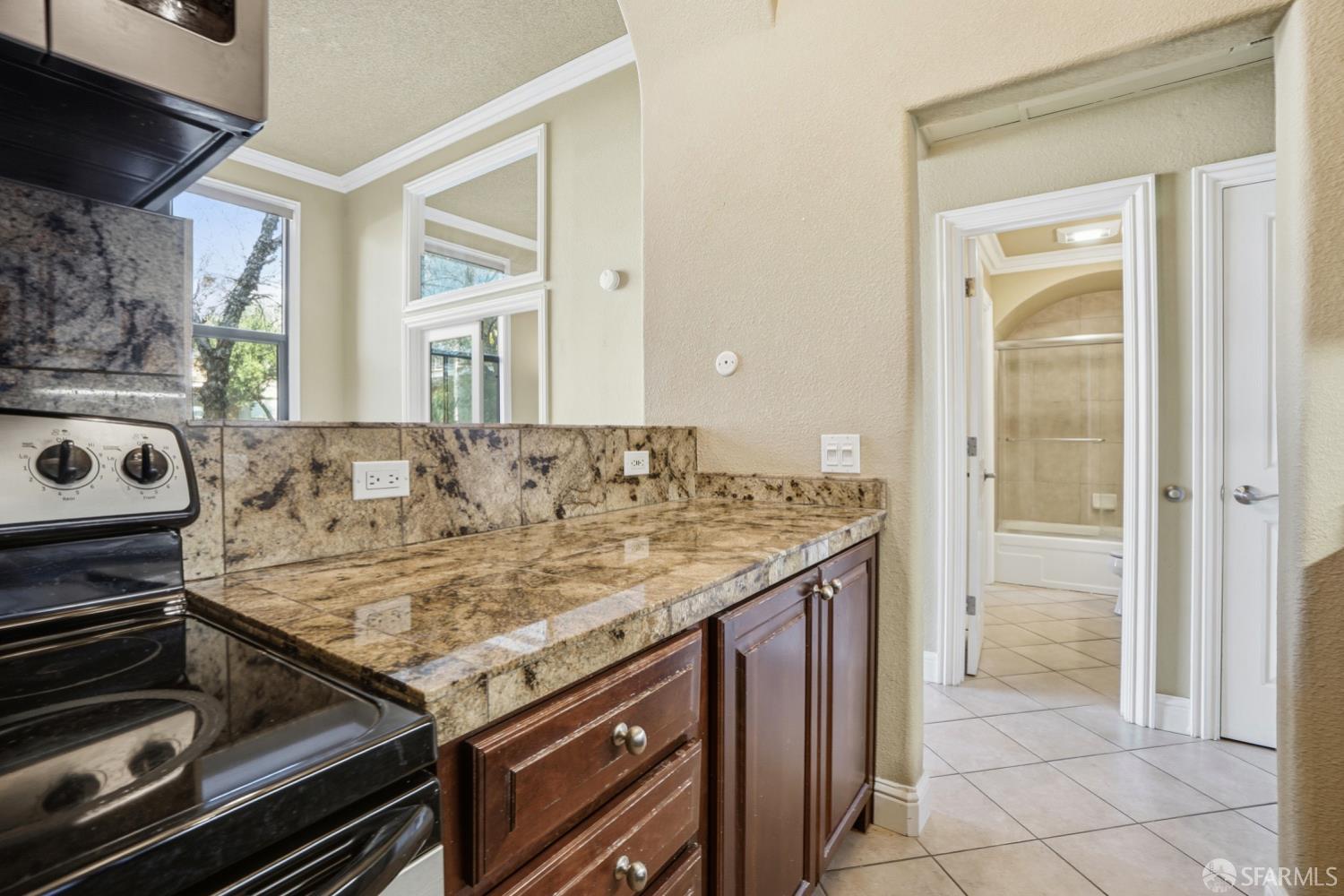 Detail Gallery Image 13 of 31 For 470 N Civic Dr #305,  Walnut Creek,  CA 94596 - 1 Beds | 1 Baths