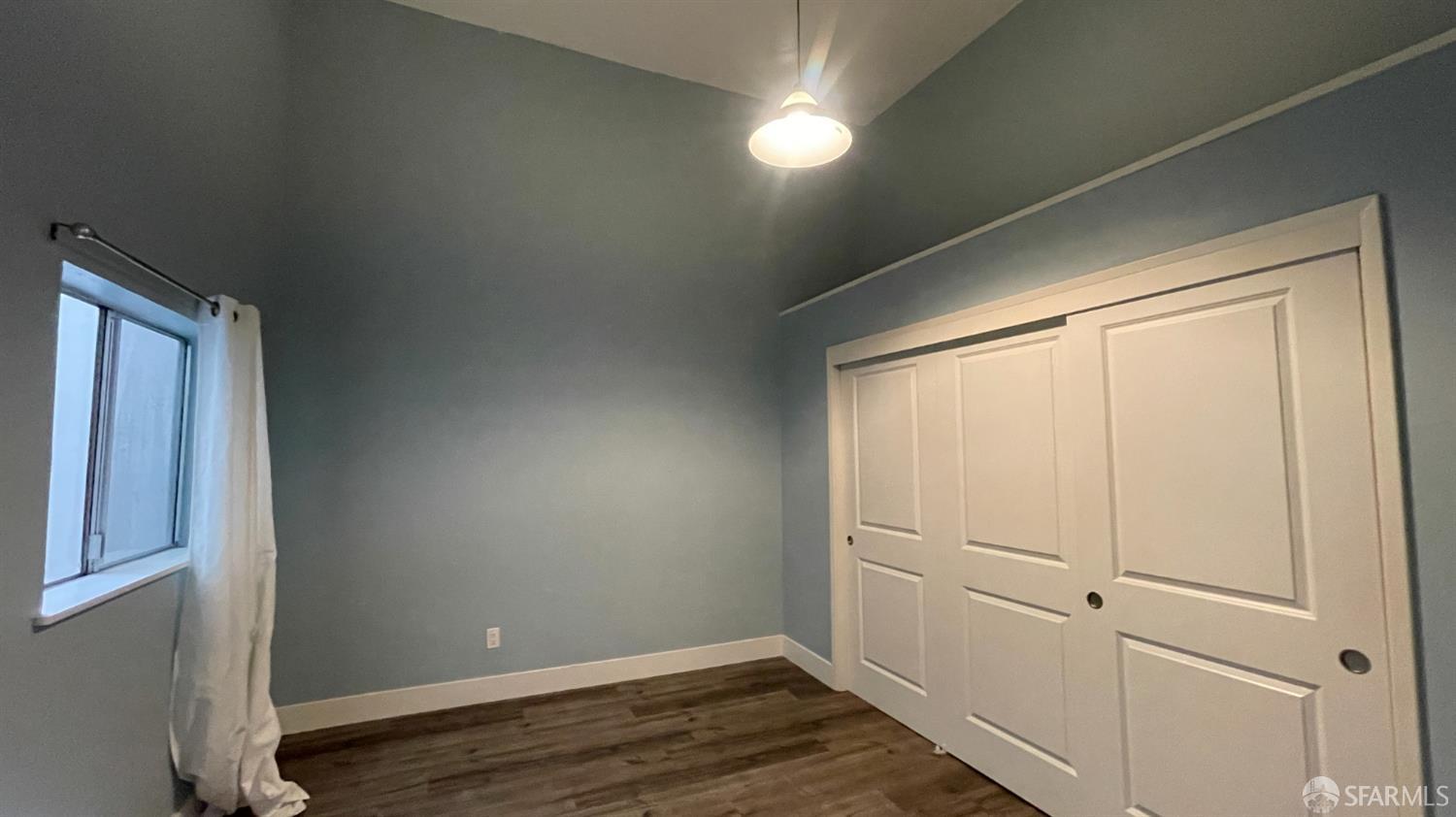 Detail Gallery Image 2 of 6 For 375 12th St #1,  Oakland,  CA 94607 - 2 Beds | 1 Baths