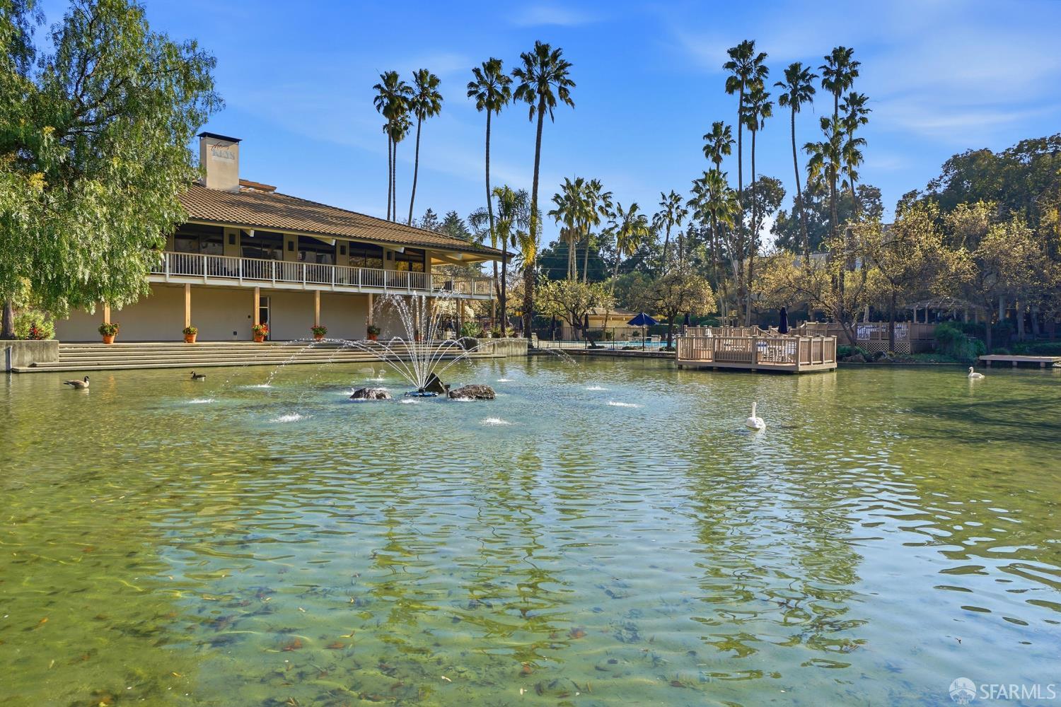 Detail Gallery Image 28 of 31 For 470 N Civic Dr #305,  Walnut Creek,  CA 94596 - 1 Beds | 1 Baths