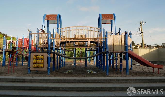 Detail Gallery Image 38 of 38 For 220 Vasquez Ave, San Francisco,  CA 94127 - 4 Beds | 3/1 Baths