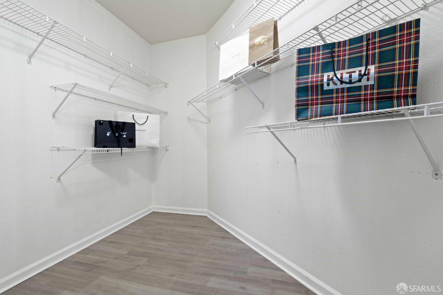 Photo #25: 425090053 Listing: Photo #25