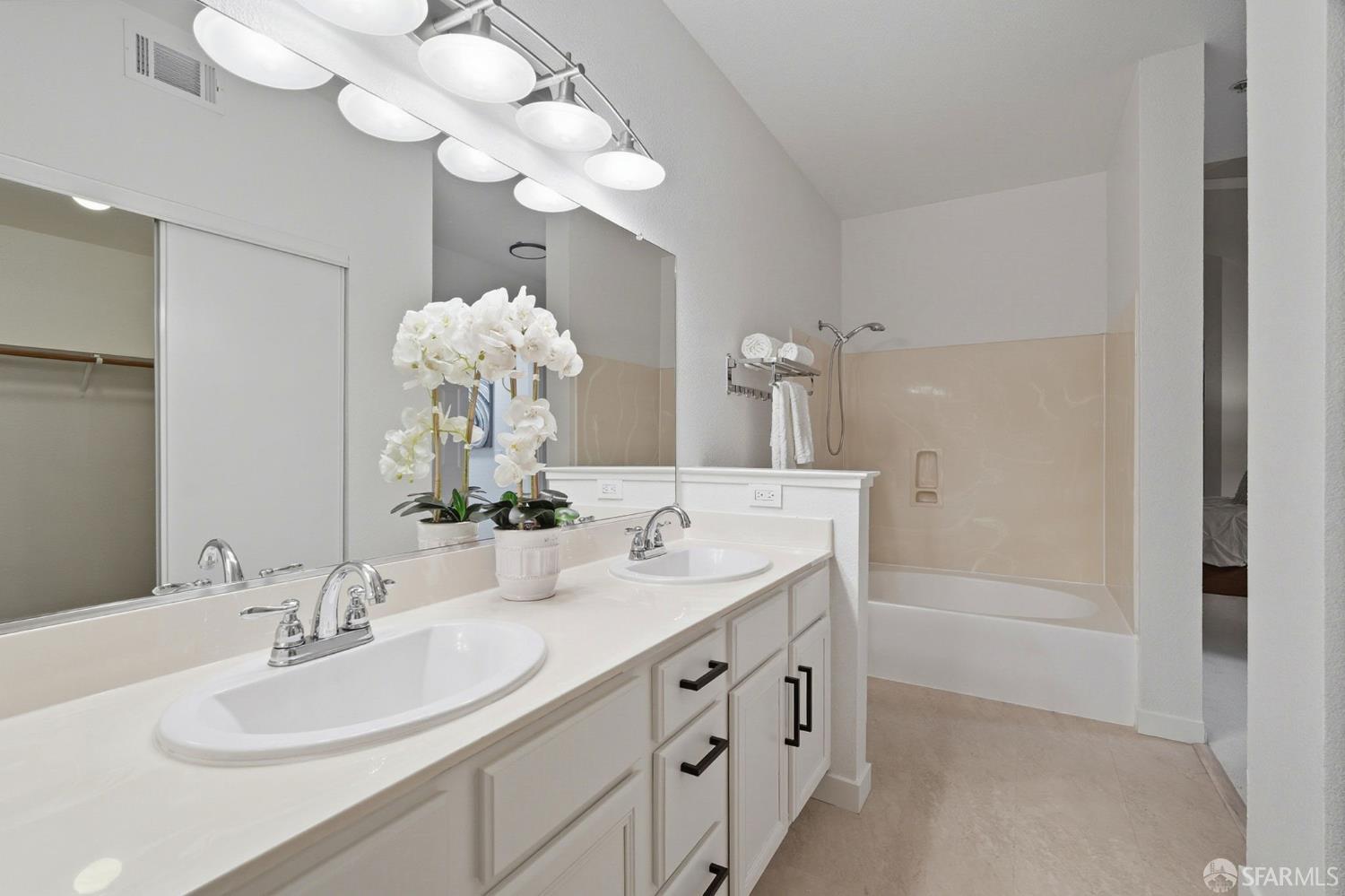 Detail Gallery Image 24 of 29 For 415 N 2nd St #344,  San Jose,  CA 95112 - 3 Beds | 3 Baths