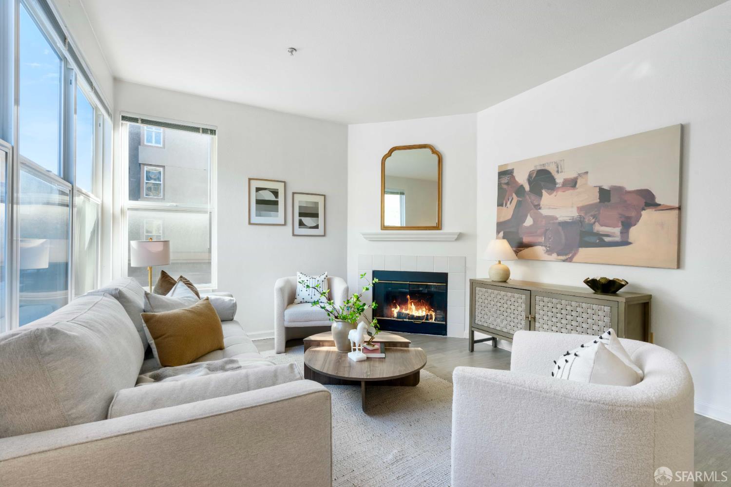 Photo #8: 425090053 Listing: Photo #8