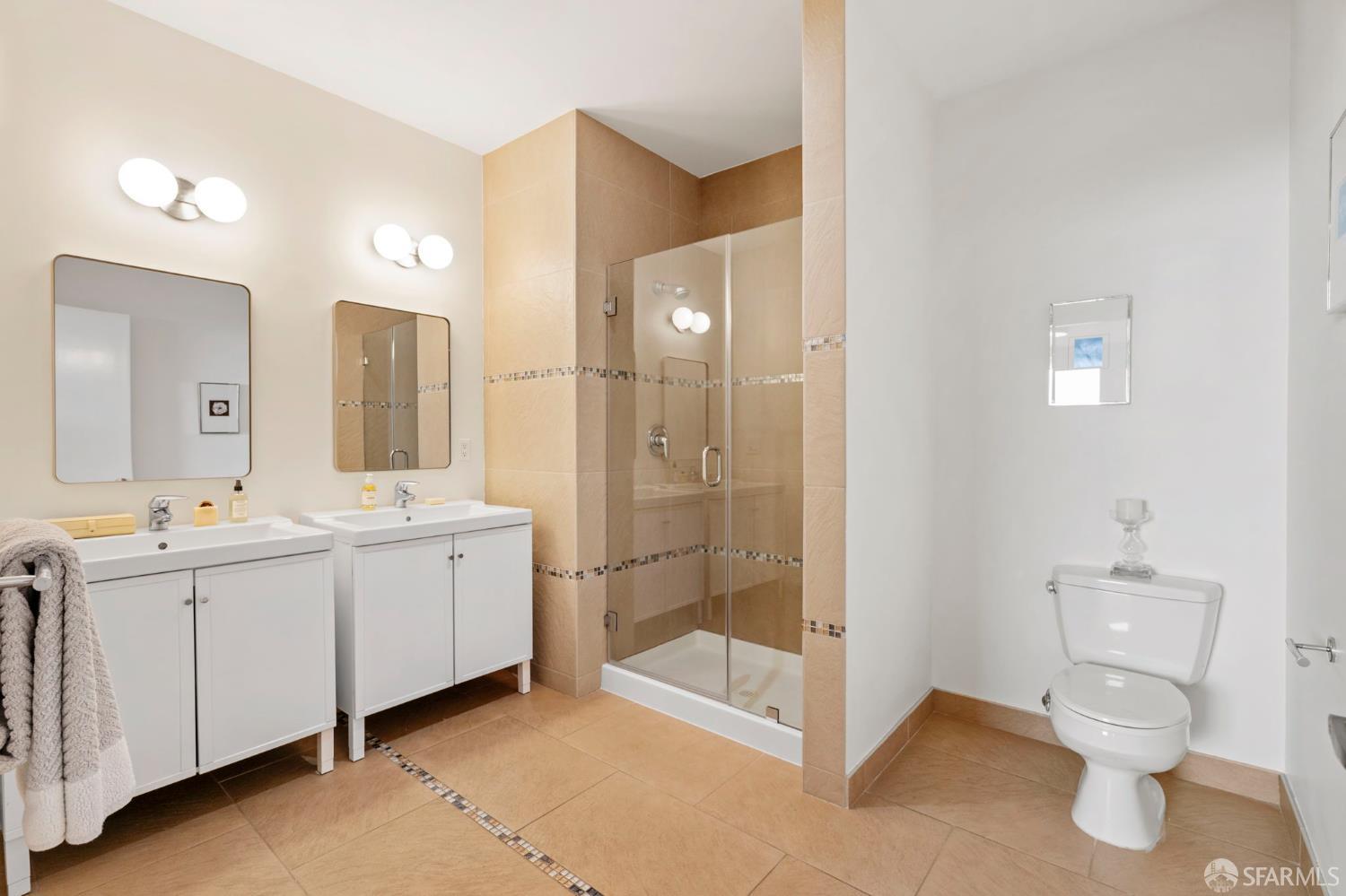 Detail Gallery Image 22 of 36 For 2300 Broadway #7,  Oakland,  CA 94612 - 2 Beds | 2 Baths