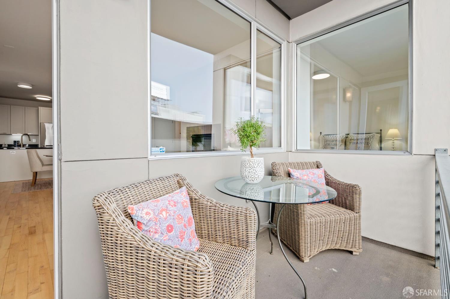 Detail Gallery Image 29 of 36 For 2300 Broadway #7,  Oakland,  CA 94612 - 2 Beds | 2 Baths