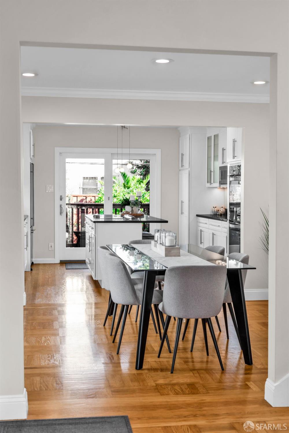 Detail Gallery Image 16 of 70 For 311 Lakeshore Dr, San Francisco,  CA 94132 - 3 Beds | 3 Baths