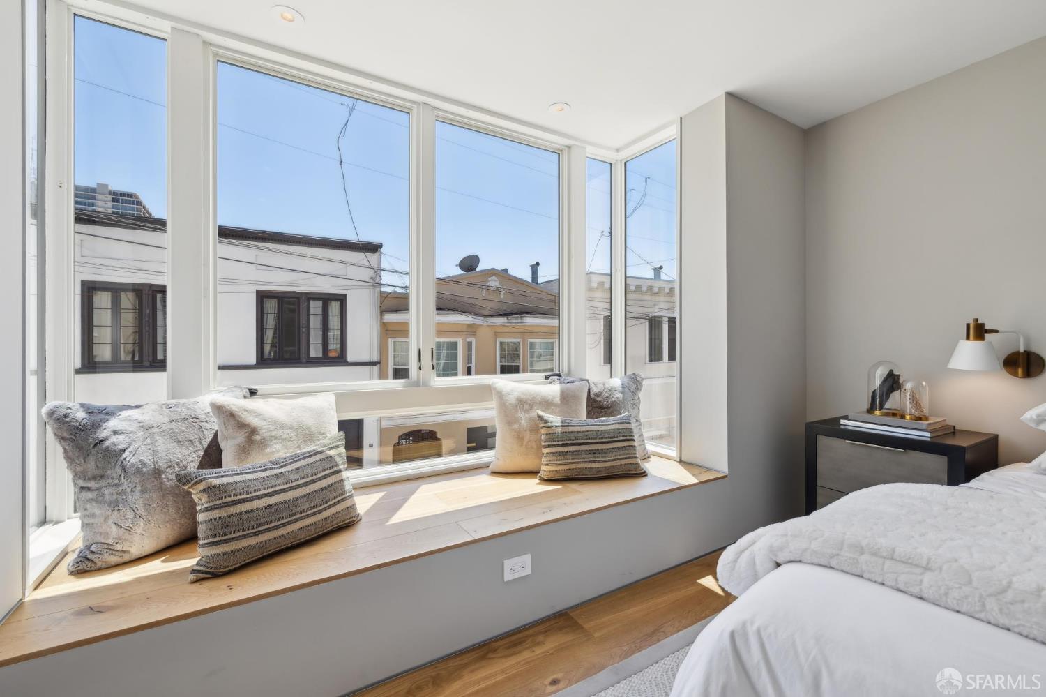 Detail Gallery Image 8 of 93 For 160 Bernard St, San Francisco,  CA 94109 - – Beds | – Baths