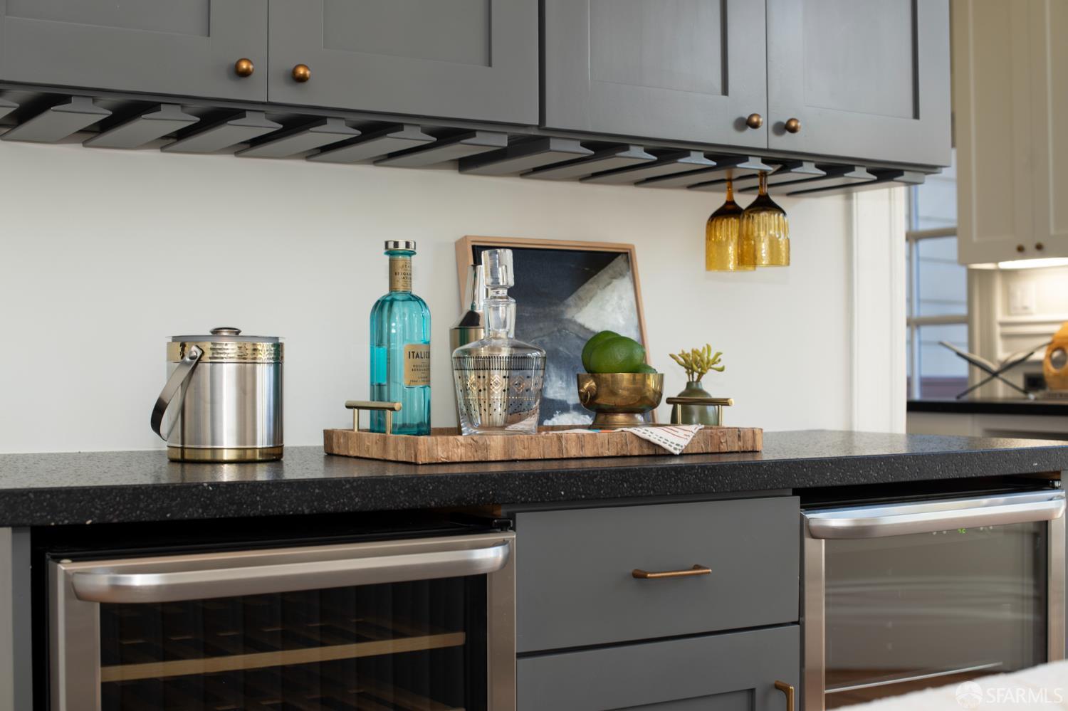 Detail Gallery Image 17 of 46 For 220 Scott St, San Francisco,  CA 94117 - 3 Beds | 1 Baths