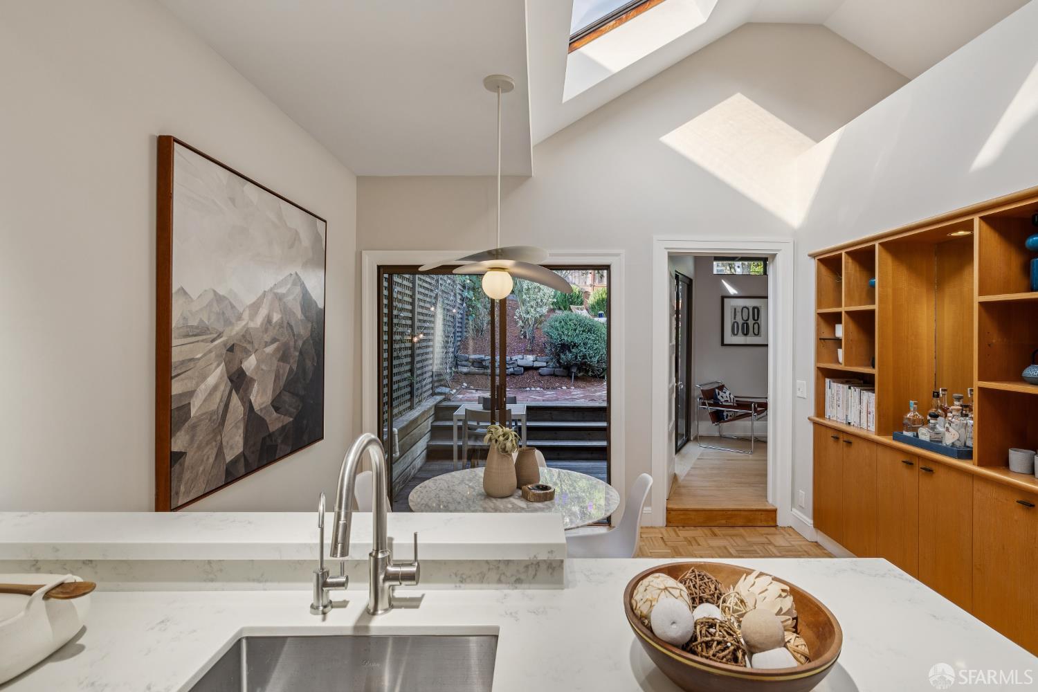 Detail Gallery Image 10 of 45 For 466 Joost Ave, San Francisco,  CA 94127 - 2 Beds | 1 Baths