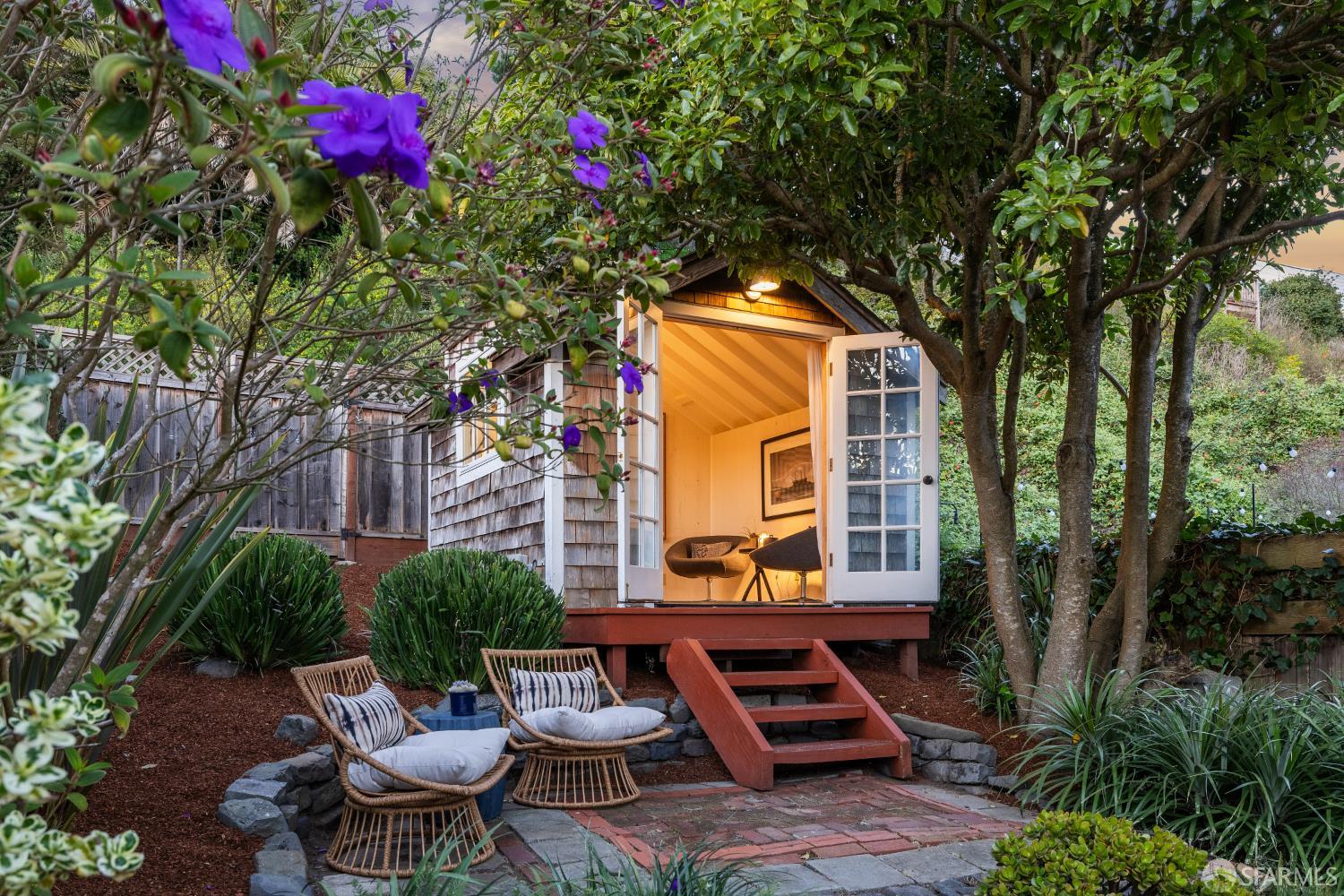 Detail Gallery Image 27 of 45 For 466 Joost Ave, San Francisco,  CA 94127 - 2 Beds | 1 Baths