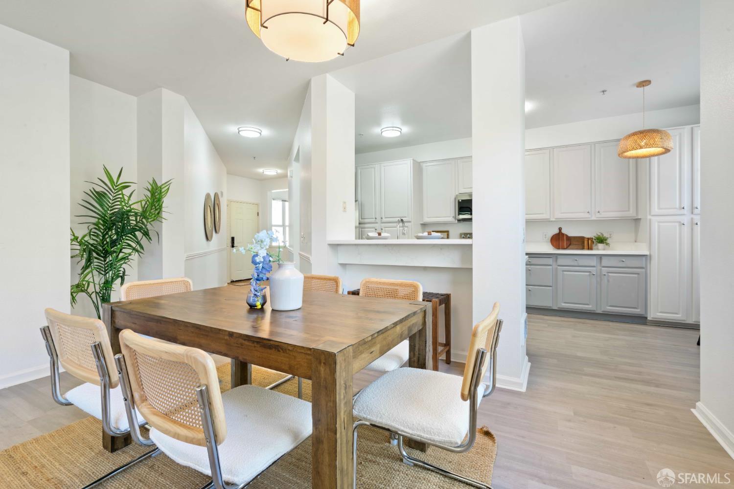 Photo #19: 425090053 Listing: Photo #19