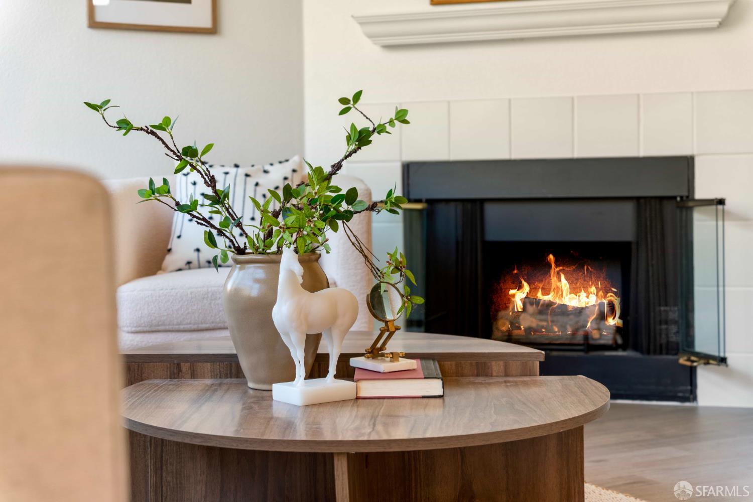 Photo #4: 425090053 Listing: Photo #4